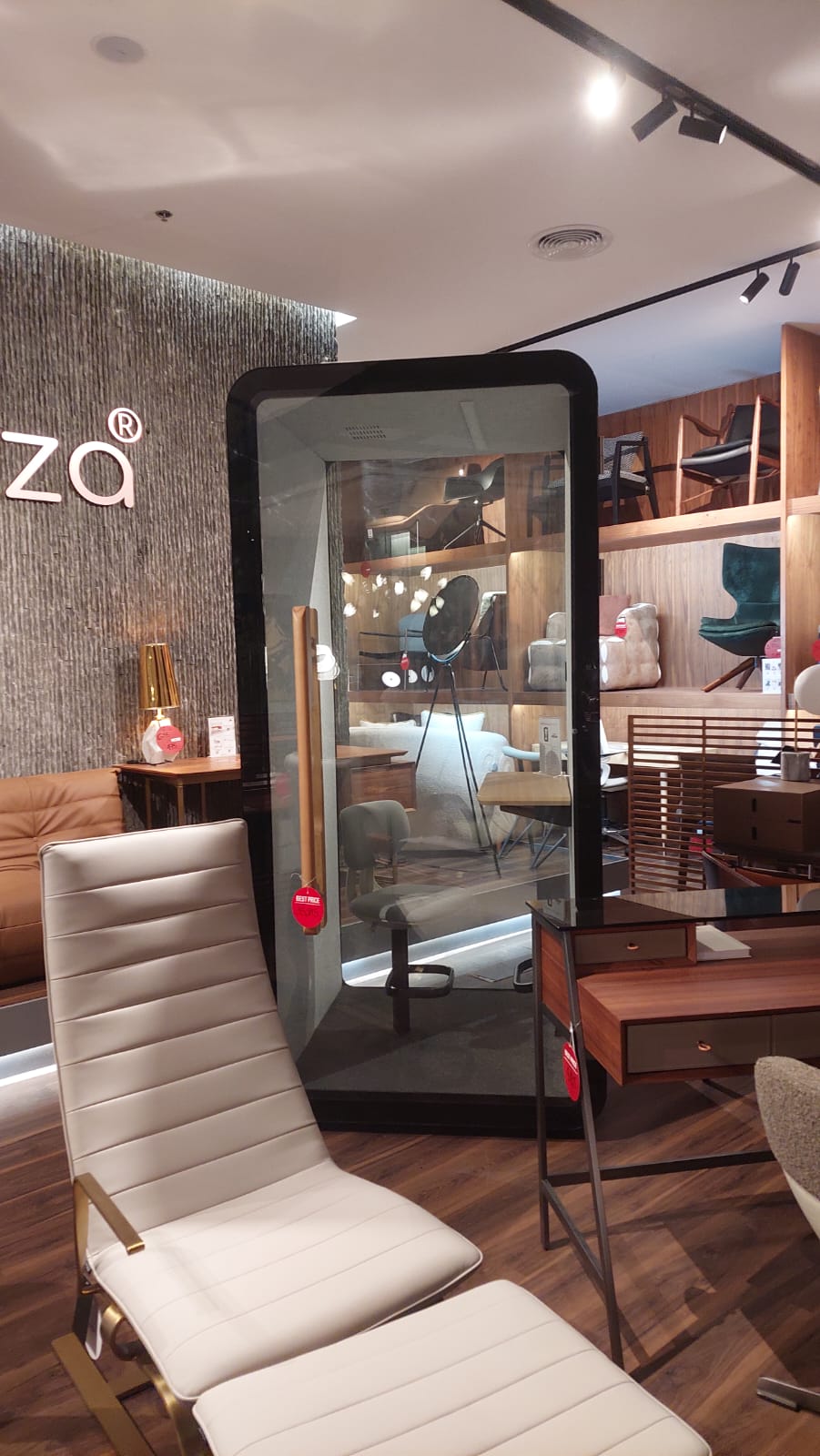 Display Item - Multifunction Soundproof office booth SUPERBOX-SLYAS - DISPLAY ITEM - ebarza Furniture UAE | Shop Modern Furniture in Abu Dhabi & Dubai - مفروشات ايبازرا في الامارات | تسوق اثاث عصري وديكورات مميزة في دبي وابوظبي