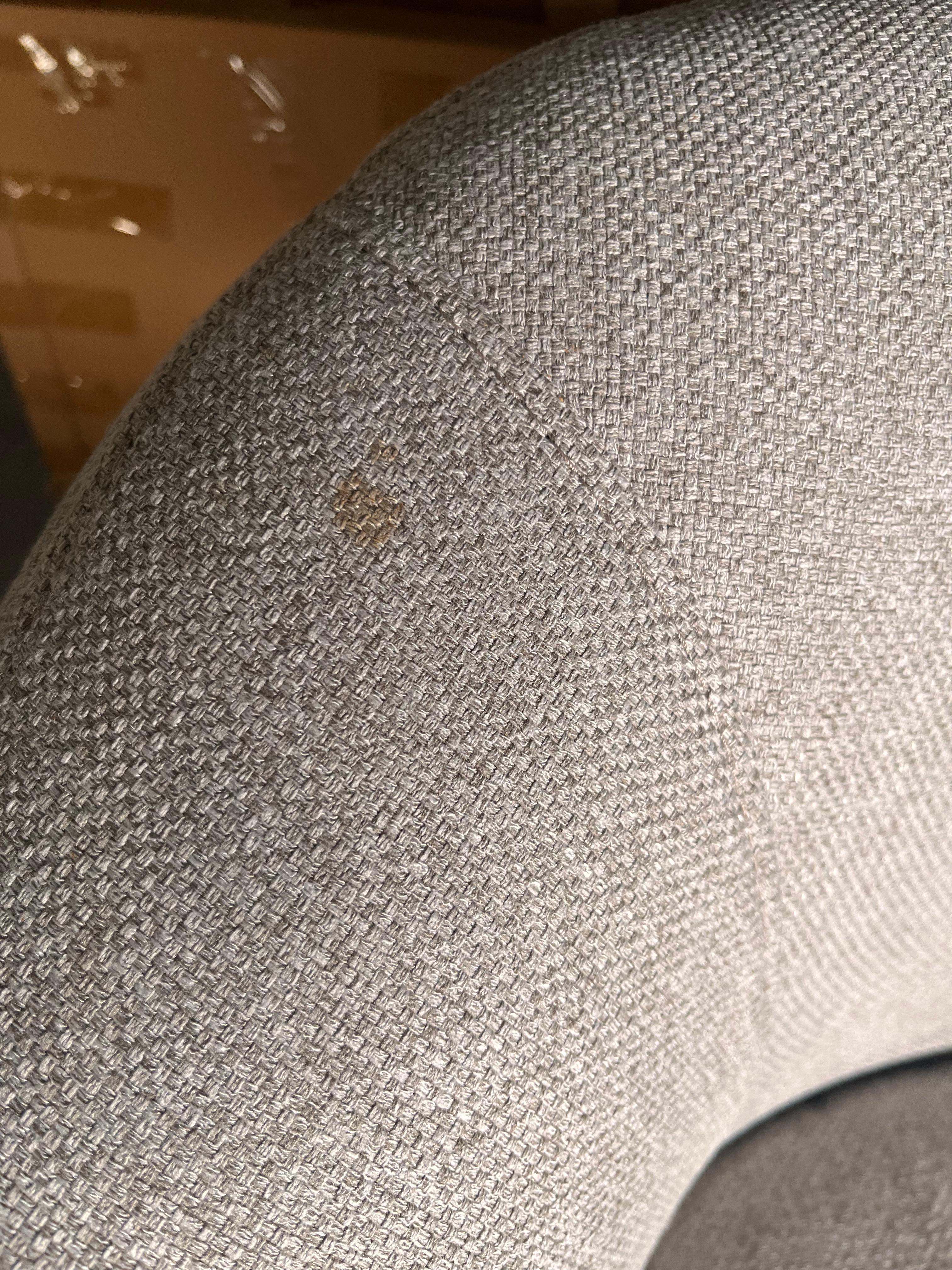 AS IS - Wagon Lounge Chair Orxwgn-Lc - DISPLAY ITEM - ebarza Furniture UAE | Shop Modern Furniture in Abu Dhabi & Dubai - مفروشات ايبازرا في الامارات | تسوق اثاث عصري وديكورات مميزة في دبي وابوظبي