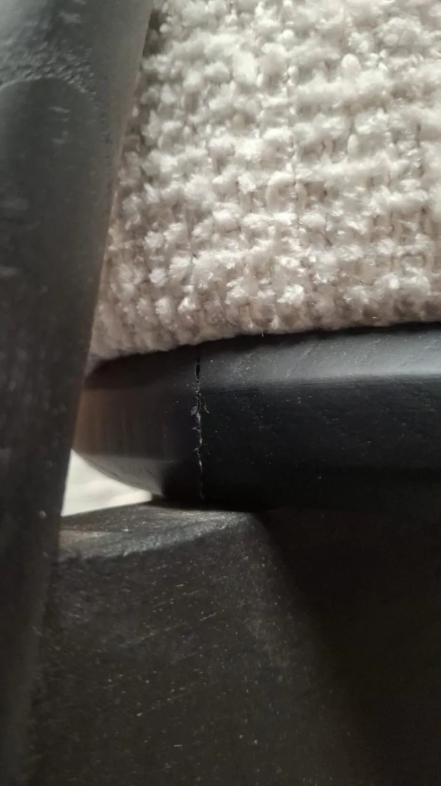 AS IS - Grande Wooden Lounge Chair G9 - DISPLAY ITEM - ebarza Furniture UAE | Shop Modern Furniture in Abu Dhabi & Dubai - مفروشات ايبازرا في الامارات | تسوق اثاث عصري وديكورات مميزة في دبي وابوظبي