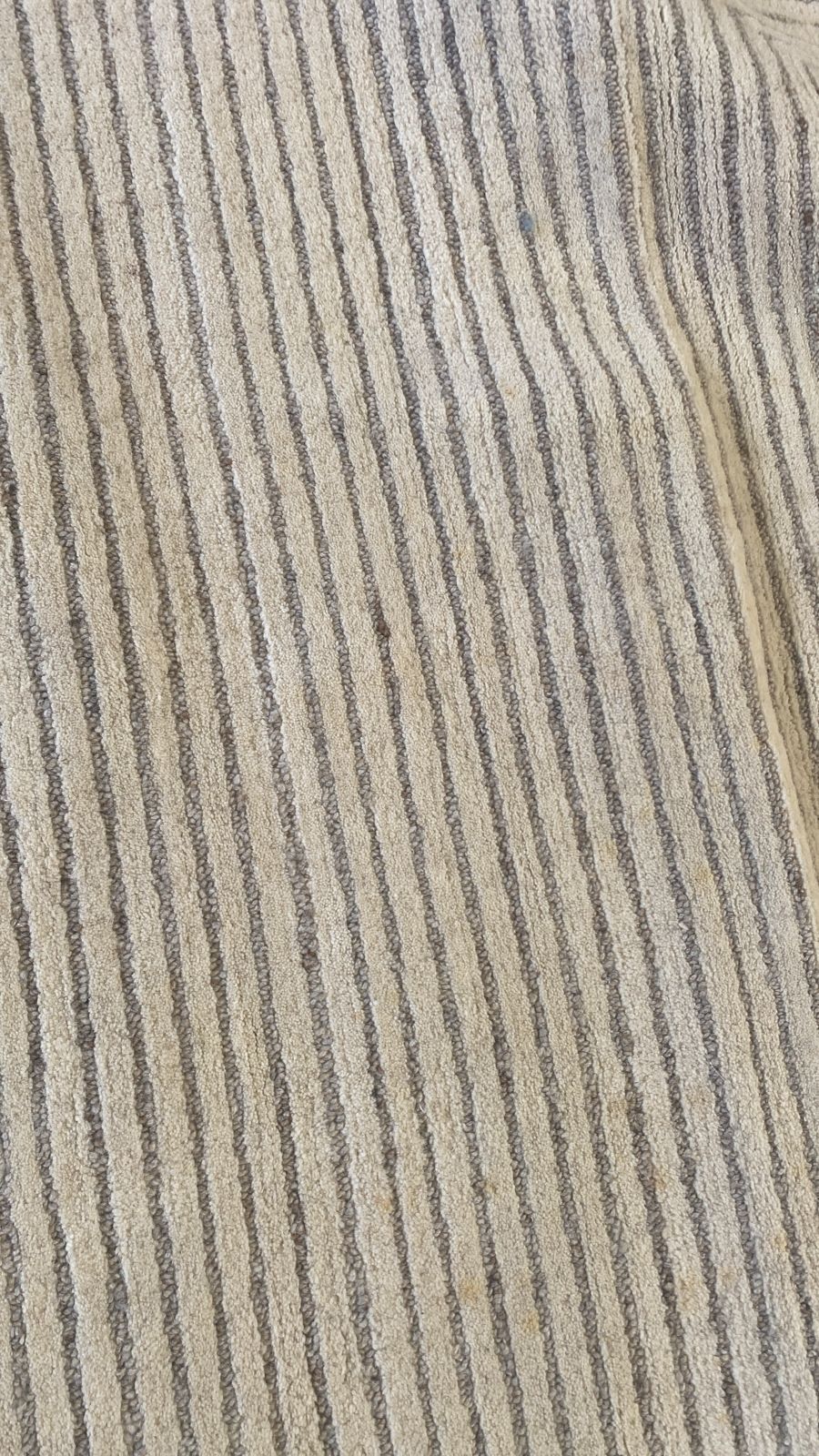 As is 300X200 Cm Handmade Rug Jh-20366-Xl - Rugs - ebarza Furniture UAE | Shop Modern Furniture in Abu Dhabi & Dubai - مفروشات ايبازرا في الامارات | تسوق اثاث عصري وديكورات مميزة في دبي وابوظبي