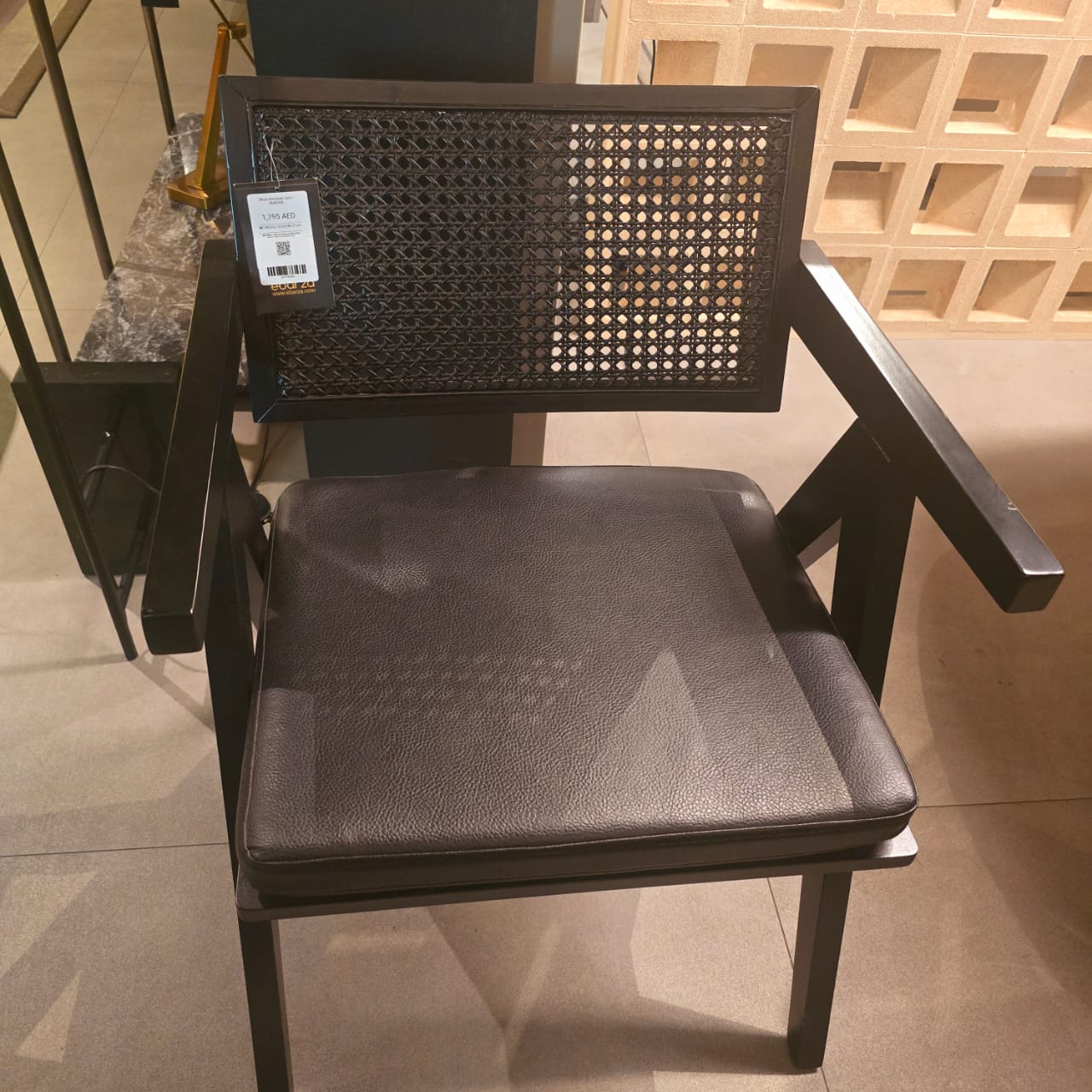 Display Item - Moes Armchair Sanc-Mo034-Black cord - NAKHEEL - DISPLAY ITEM - ebarza Furniture UAE | Shop Modern Furniture in Abu Dhabi & Dubai - مفروشات ايبازرا في الامارات | تسوق اثاث عصري وديكورات مميزة في دبي وابوظبي