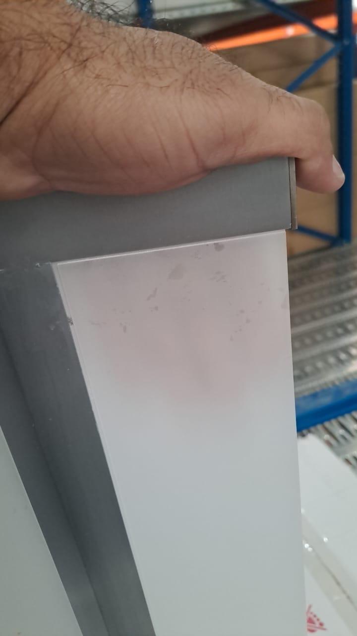 AS IS - Chrome Table Lamp CY-LTD-1017-CH - DISPLAY ITEM - ebarza Furniture UAE | Shop Modern Furniture in Abu Dhabi & Dubai - مفروشات ايبازرا في الامارات | تسوق اثاث عصري وديكورات مميزة في دبي وابوظبي