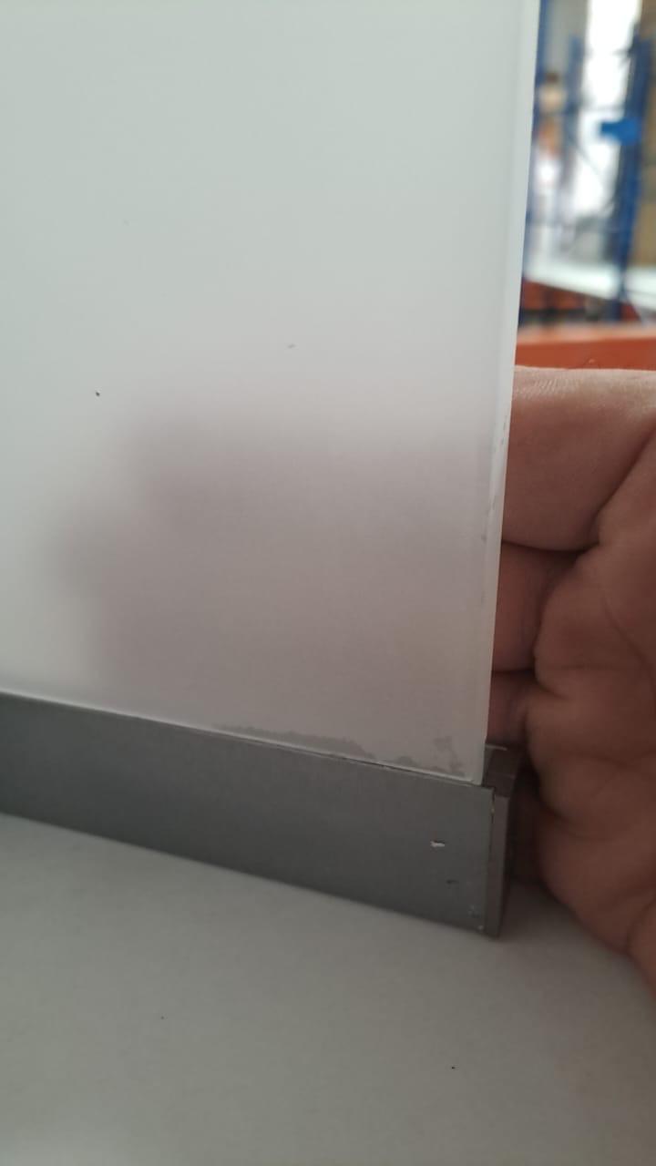 AS IS - Chrome Table Lamp CY-LTD-1017-CH - DISPLAY ITEM - ebarza Furniture UAE | Shop Modern Furniture in Abu Dhabi & Dubai - مفروشات ايبازرا في الامارات | تسوق اثاث عصري وديكورات مميزة في دبي وابوظبي