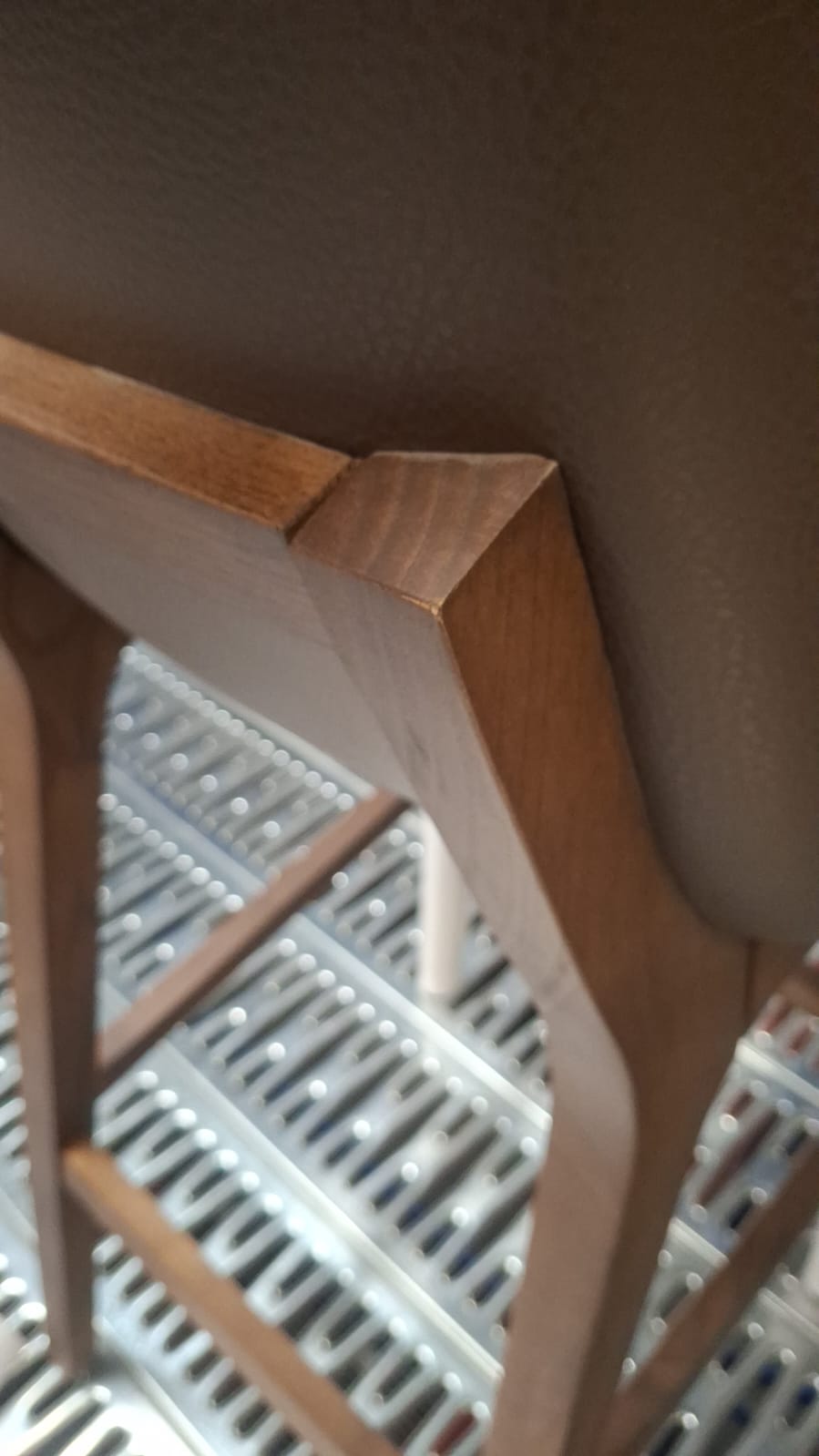 Display Item - Porto Solid Ash Wood Bar Stool Porto-W-2618 - DISPLAY ITEM - ebarza Furniture UAE | Shop Modern Furniture in Abu Dhabi & Dubai - مفروشات ايبازرا في الامارات | تسوق اثاث عصري وديكورات مميزة في دبي وابوظبي