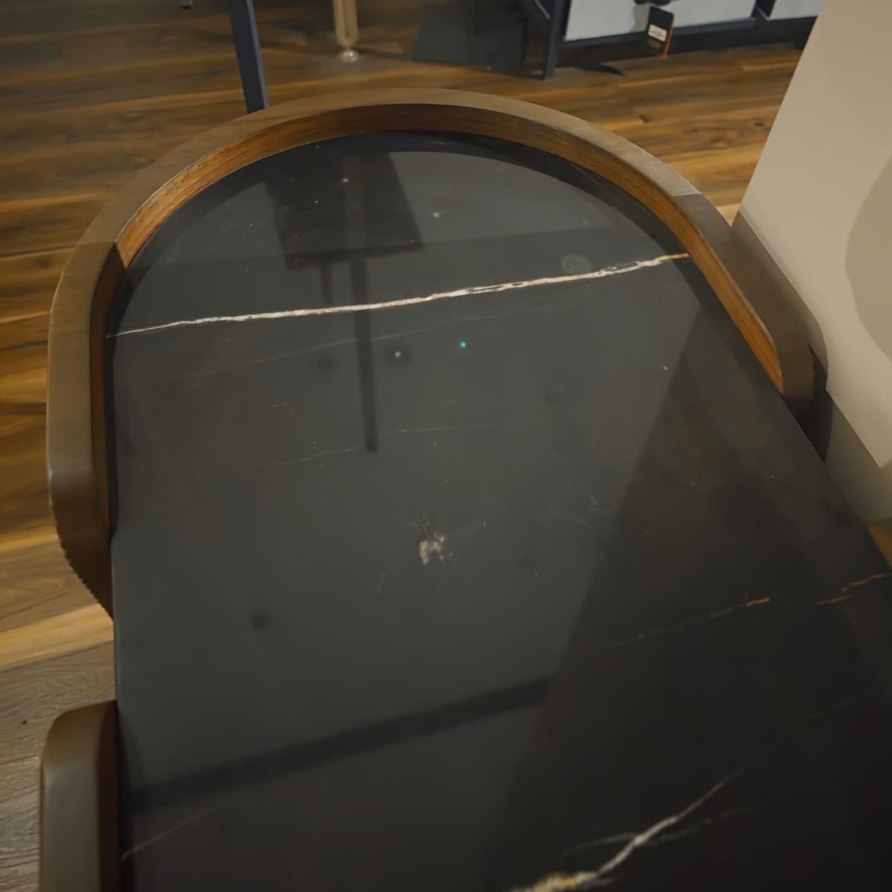 Display Item - Amber Dresser Ambrdr-041 -YAS - DISPLAY ITEM - ebarza Furniture UAE | Shop Modern Furniture in Abu Dhabi & Dubai - مفروشات ايبازرا في الامارات | تسوق اثاث عصري وديكورات مميزة في دبي وابوظبي