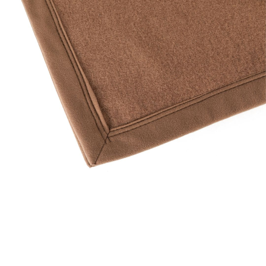 Pre-order 15 Days Delivery Wool Blanket DR-BLK06 - Blankets - ebarza Furniture UAE | Shop Modern Furniture in Abu Dhabi & Dubai - مفروشات ايبازرا في الامارات | تسوق اثاث عصري وديكورات مميزة في دبي وابوظبي