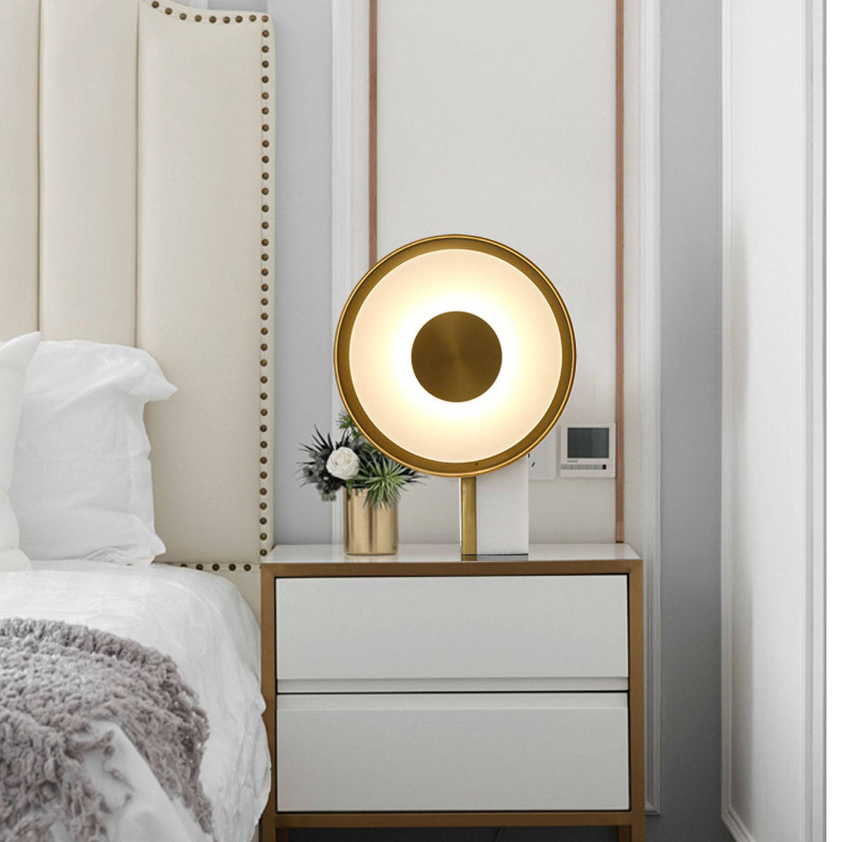 Aalborg marble table lamp by BEACON, stylish desk lamp with a marble base and modern design, perfect for home or office lighting.
