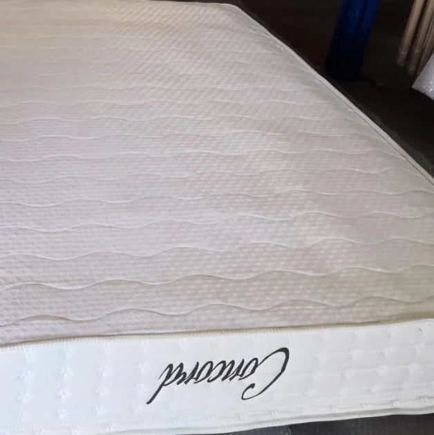 As-is 160x200 cm INDIVANI Concord Queen Mattress, display item showing plush fabric and full view of the mattress surface.