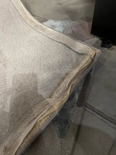 AS IS - 230X160 Cm Handmade Wool Rug Jh-20728-L - DISPLAY ITEM - ebarza Furniture UAE | Shop Modern Furniture in Abu Dhabi & Dubai - مفروشات ايبازرا في الامارات | تسوق اثاث عصري وديكورات مميزة في دبي وابوظبي
