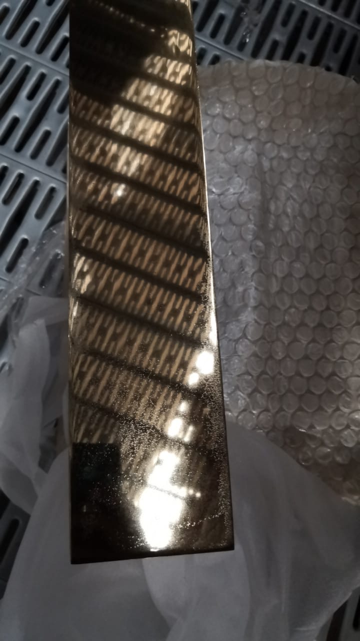 As Is Diva Bench As-Is Gold - DISPLAY ITEM - ebarza Furniture UAE | Shop Modern Furniture in Abu Dhabi & Dubai - مفروشات ايبازرا في الامارات | تسوق اثاث عصري وديكورات مميزة في دبي وابوظبي