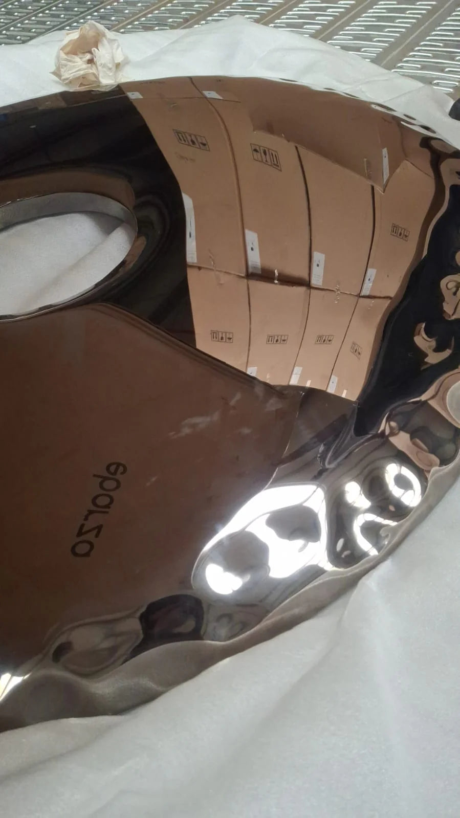 AS IS - Hand Crafted Specular Color Stainless Steel Artwork BJ-NEWSTYLE-2/20240040 - DISPLAY ITEM - ebarza Furniture UAE | Shop Modern Furniture in Abu Dhabi & Dubai - مفروشات ايبازرا في الامارات | تسوق اثاث عصري وديكورات مميزة في دبي وابوظبي