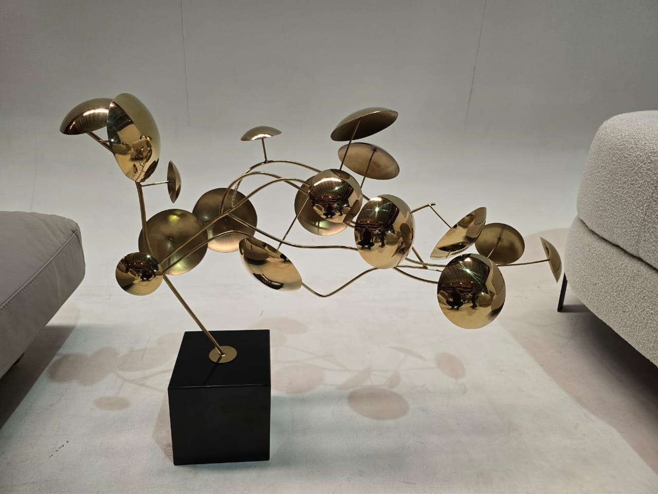 As Is - Handcrafted Stainless Steel Table Artwork B0010035/B00100-G - DISPLAY ITEM - ebarza Furniture UAE | Shop Modern Furniture in Abu Dhabi & Dubai - مفروشات ايبازرا في الامارات | تسوق اثاث عصري وديكورات مميزة في دبي وابوظبي