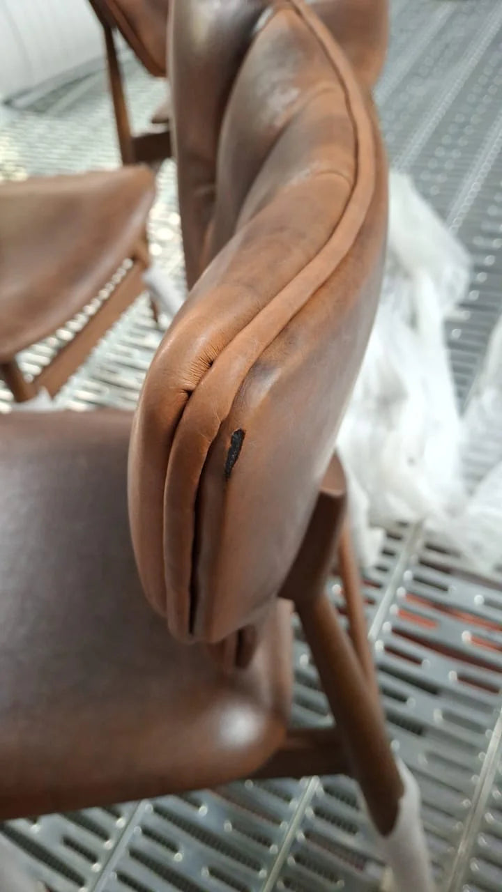 AS IS - Solo Flora Lounge Chair Solo-Vintage Brown - DISPLAY ITEM - ebarza Furniture UAE | Shop Modern Furniture in Abu Dhabi & Dubai - مفروشات ايبازرا في الامارات | تسوق اثاث عصري وديكورات مميزة في دبي وابوظبي