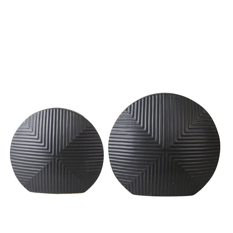 Black Geometric Ceramic Vase-A Fa-D2015A - Vases - ebarza Furniture UAE | Shop Modern Furniture in Abu Dhabi & Dubai - مفروشات ايبازرا في الامارات | تسوق اثاث عصري وديكورات مميزة في دبي وابوظبي
