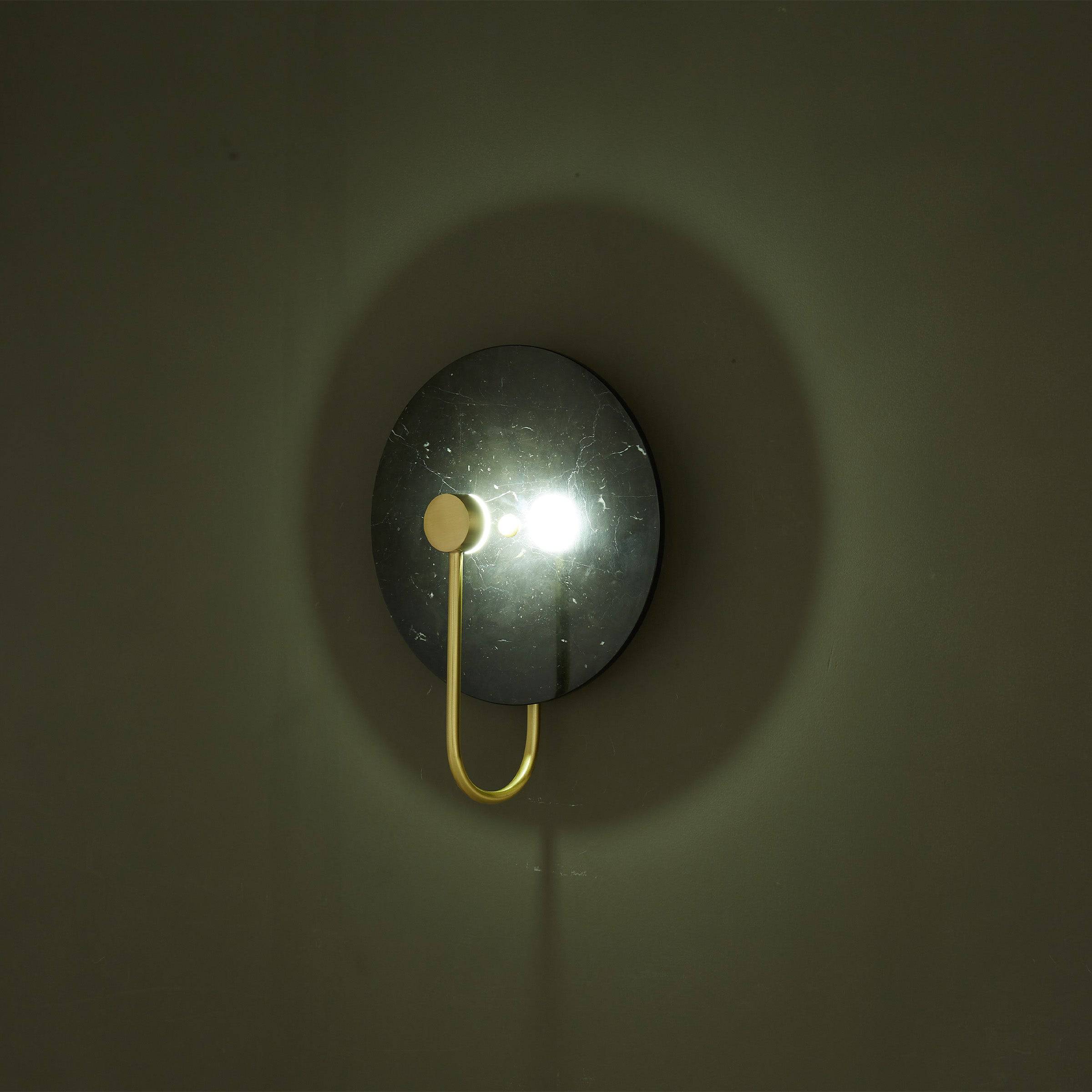 Black Marble Wall Lamp 6615-Bk - Wall Lamps - ebarza Furniture UAE | Shop Modern Furniture in Abu Dhabi & Dubai - مفروشات ايبازرا في الامارات | تسوق اثاث عصري وديكورات مميزة في دبي وابوظبي