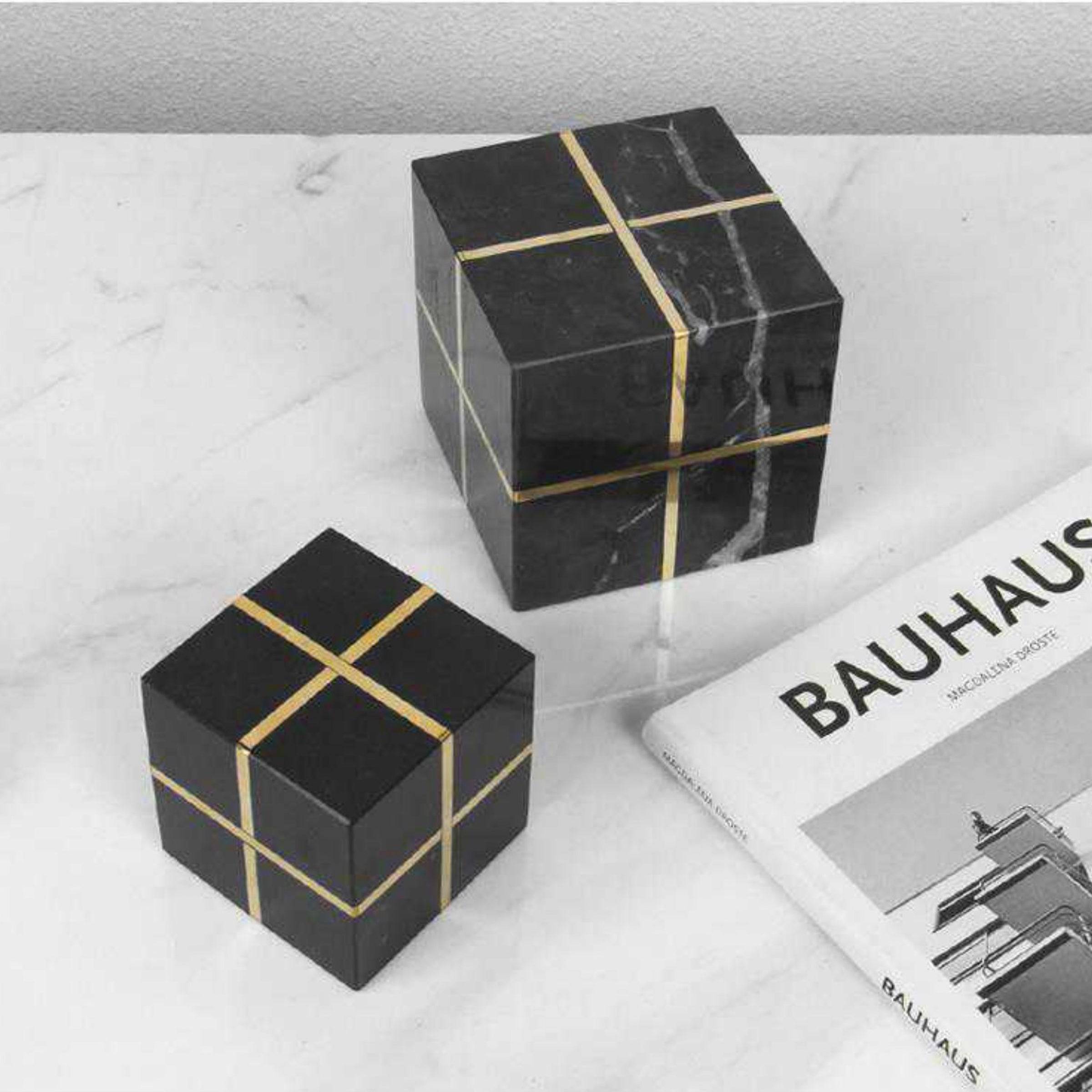 Black Natural Marble Decoration-B Fb-T1927B - Home Decor Figurines - ebarza Furniture UAE | Shop Modern Furniture in Abu Dhabi & Dubai - مفروشات ايبازرا في الامارات | تسوق اثاث عصري وديكورات مميزة في دبي وابوظبي