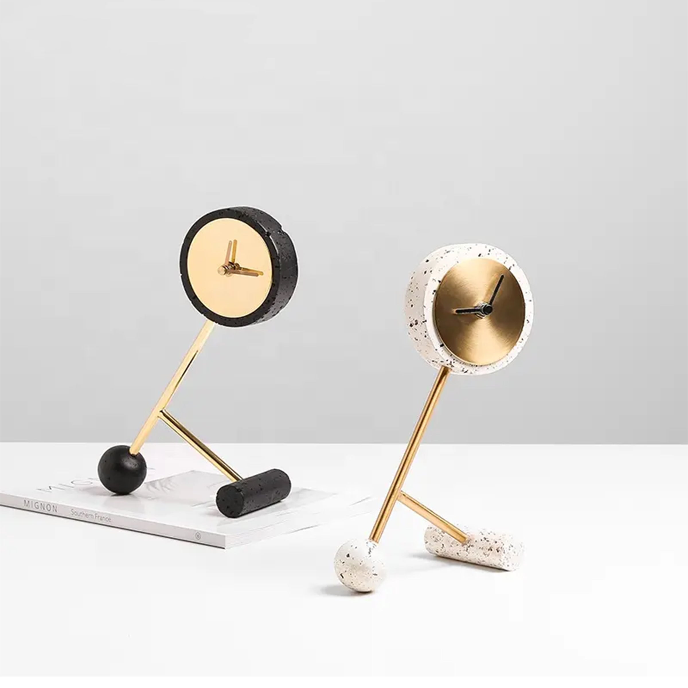 Black Resin Clock With Gold Face FB-W22015B - Clocks - ebarza Furniture UAE | Shop Modern Furniture in Abu Dhabi & Dubai - مفروشات ايبازرا في الامارات | تسوق اثاث عصري وديكورات مميزة في دبي وابوظبي