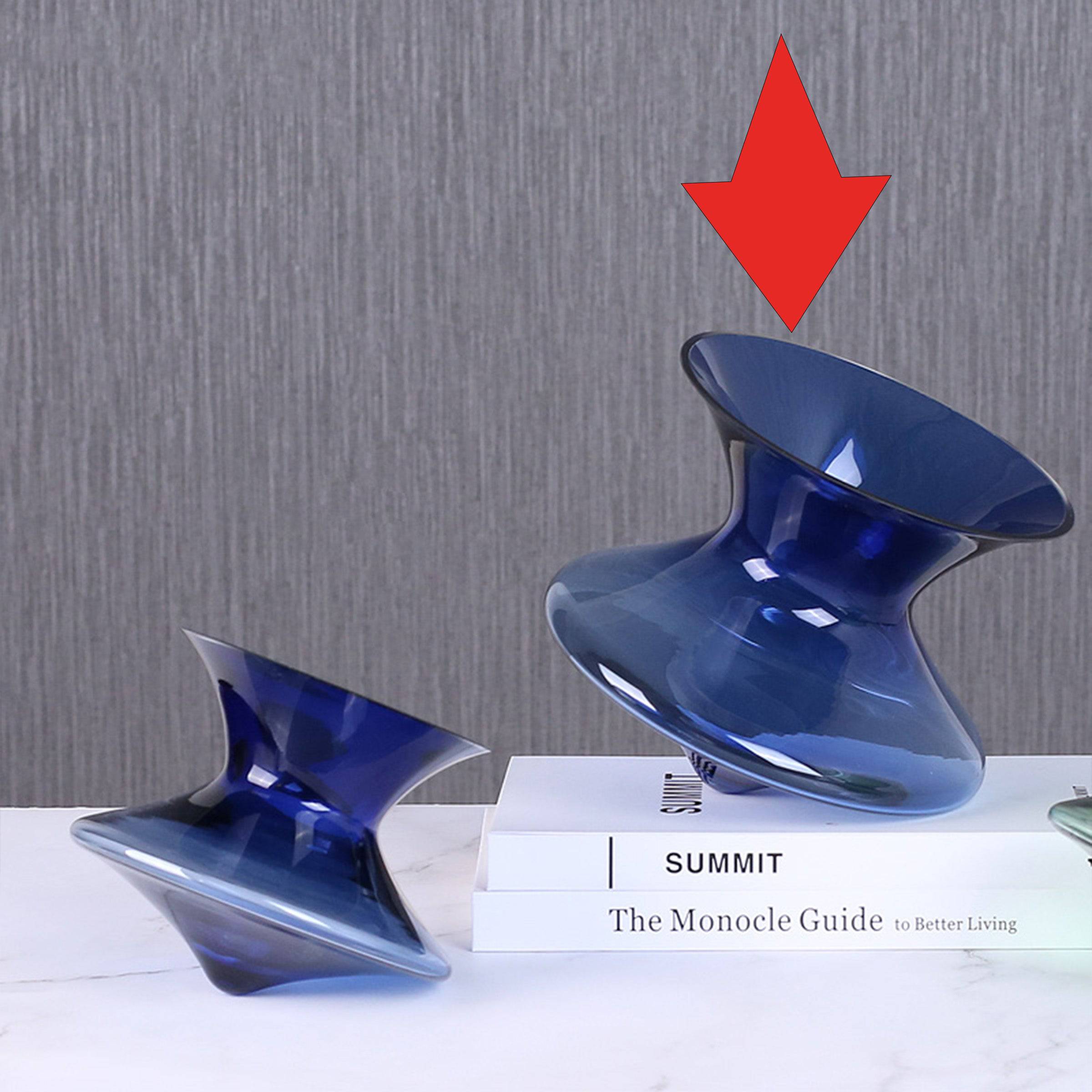 Blue Spinning Top Decoration-A Fb-Zs2028A - Home Decor Figurines - ebarza Furniture UAE | Shop Modern Furniture in Abu Dhabi & Dubai - مفروشات ايبازرا في الامارات | تسوق اثاث عصري وديكورات مميزة في دبي وابوظبي
