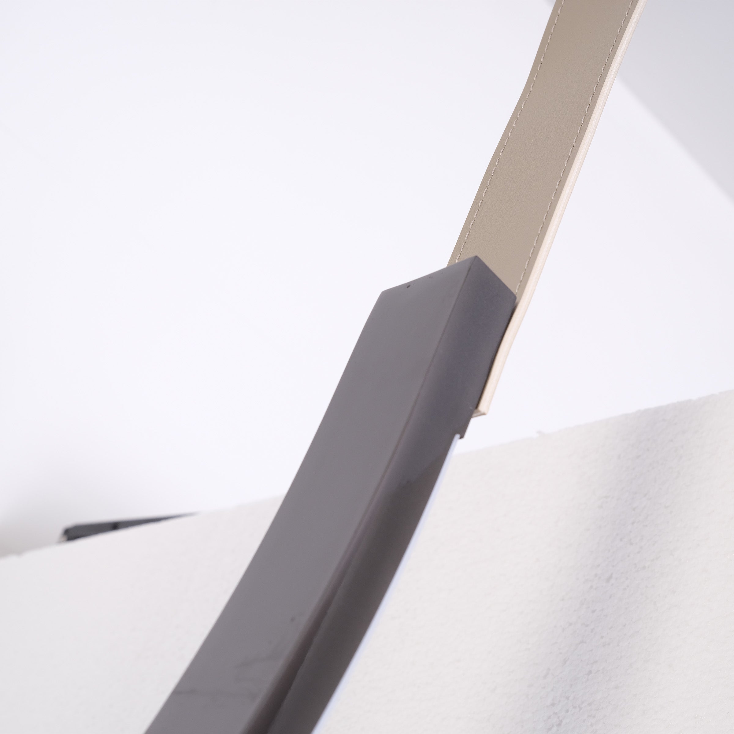 Pre-order 35 Days Delivery Set of 3x Catenary Leather Curve Pendant Lamp CY-DD-1054 - Pendant Lamps - ebarza Furniture UAE | Shop Modern Furniture in Abu Dhabi & Dubai - مفروشات ايبازرا في الامارات | تسوق اثاث عصري وديكورات مميزة في دبي وابوظبي