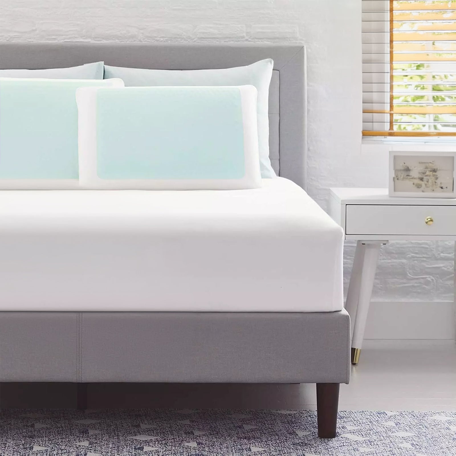 Bubblegel Pillow 60X40X14 Cm 010301032 - Bedding - ebarza Furniture UAE | Shop Modern Furniture in Abu Dhabi & Dubai - مفروشات ايبازرا في الامارات | تسوق اثاث عصري وديكورات مميزة في دبي وابوظبي