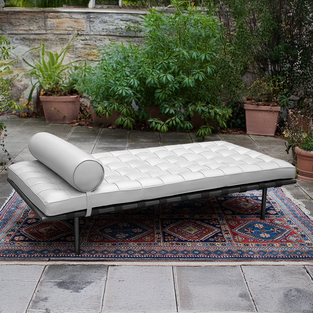 Classic Day Bed Bp8055-W - Lounge Chairs - ebarza Furniture UAE | Shop Modern Furniture in Abu Dhabi & Dubai - مفروشات ايبازرا في الامارات | تسوق اثاث عصري وديكورات مميزة في دبي وابوظبي