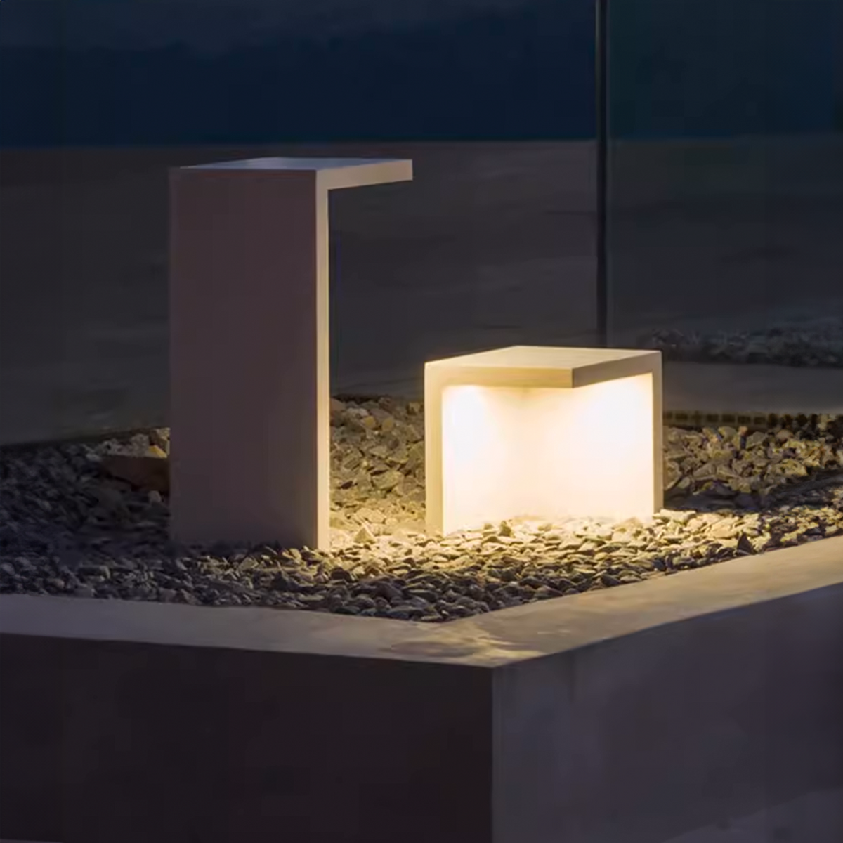 Cree MO-7008W outdoor lamp by BEACON, wall-mounted outdoor lighting fixture with modern design and durable finish.