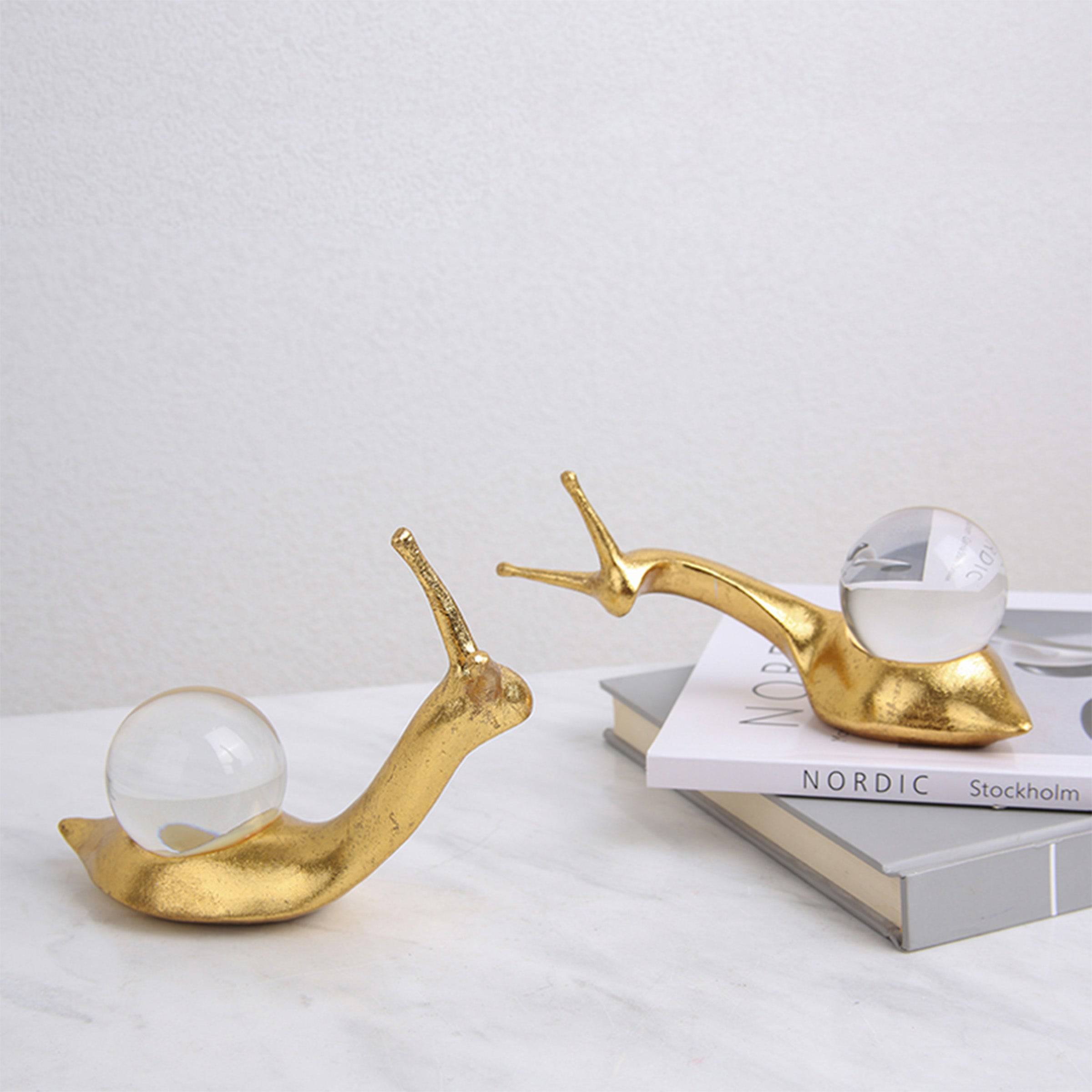 Crystal Snail-A Fa-Sz2002A - Home Decor Figurines - ebarza Furniture UAE | Shop Modern Furniture in Abu Dhabi & Dubai - مفروشات ايبازرا في الامارات | تسوق اثاث عصري وديكورات مميزة في دبي وابوظبي
