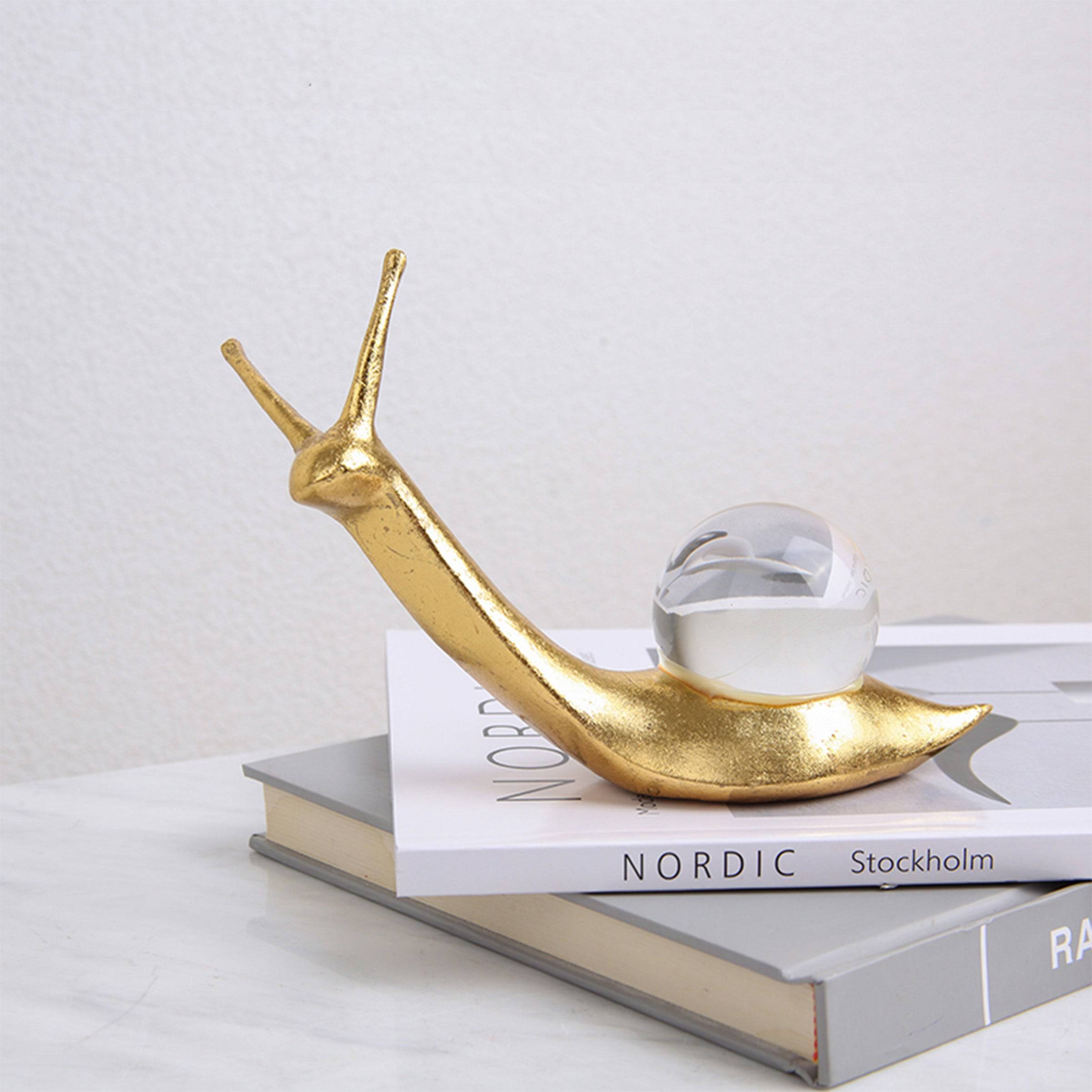 Crystal Snail-B Fa-Sz2002B - Home Decor Figurines - ebarza Furniture UAE | Shop Modern Furniture in Abu Dhabi & Dubai - مفروشات ايبازرا في الامارات | تسوق اثاث عصري وديكورات مميزة في دبي وابوظبي