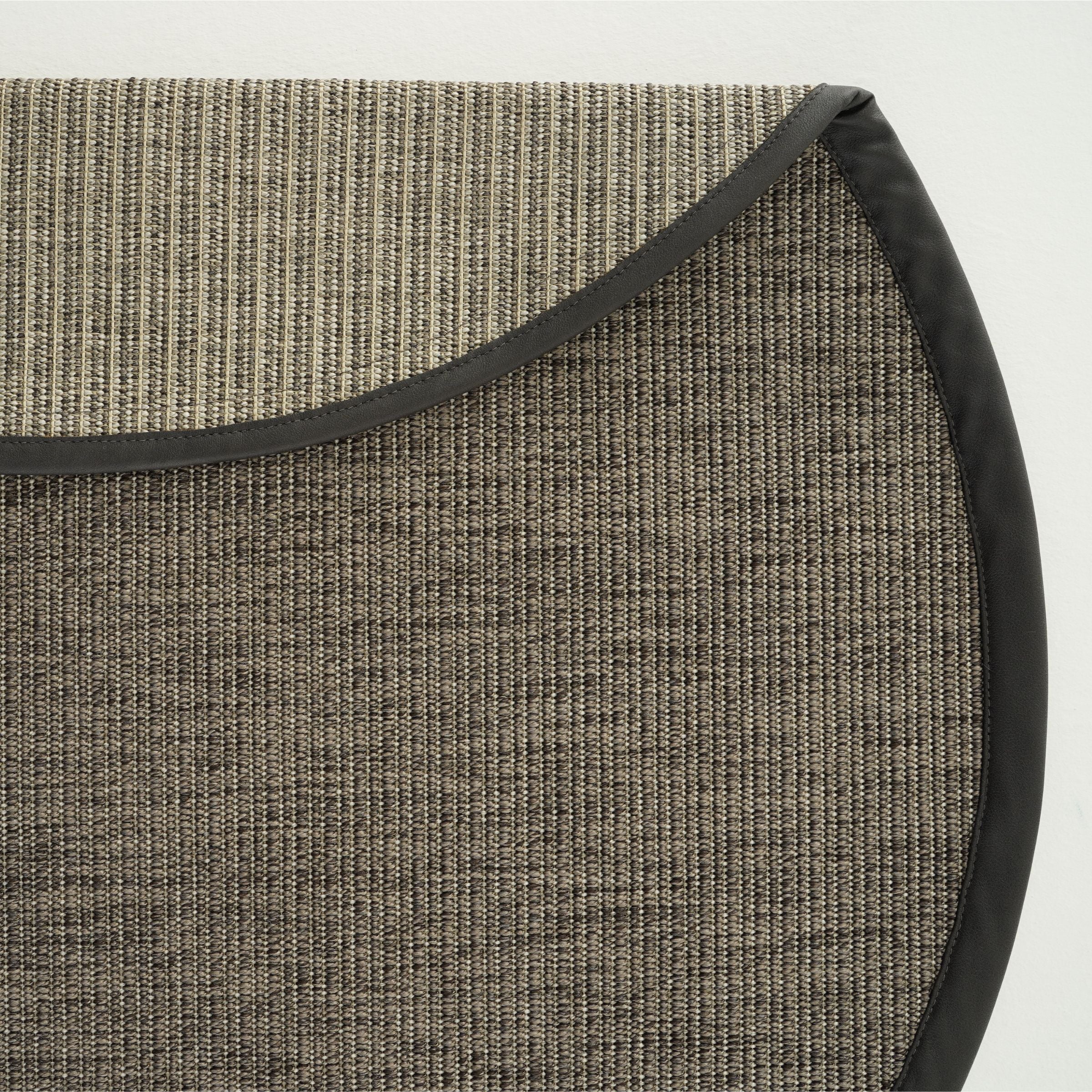 D300 CM SISAL CARPET PRAG CH-SSLPRAG-RL - Rugs - ebarza Furniture UAE | Shop Modern Furniture in Abu Dhabi & Dubai - مفروشات ايبازرا في الامارات | تسوق اثاث عصري وديكورات مميزة في دبي وابوظبي