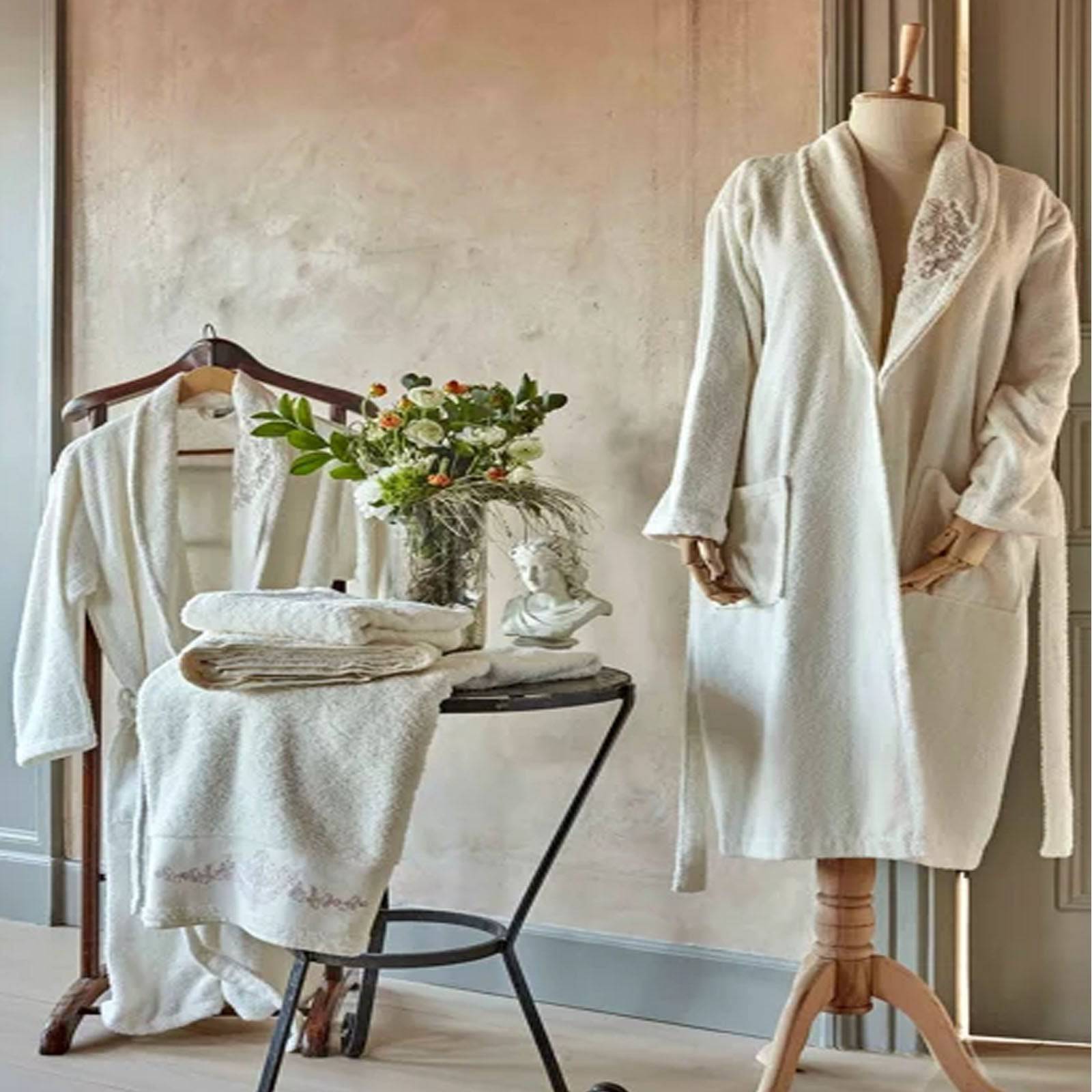 Buy Desire Embroidered Offwhite Beige Bathrobe Set 3 Pieces 200.15.01