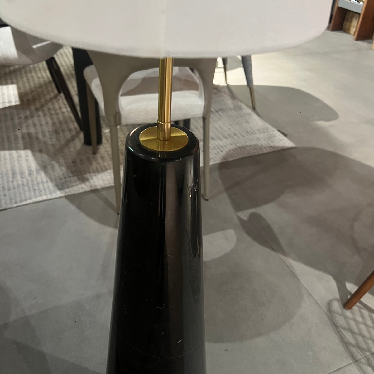 Display Item - Black Floor Lamp CY-LTD-1008-B Nakheel - DISPLAY ITEM - ebarza Furniture UAE | Shop Modern Furniture in Abu Dhabi & Dubai - مفروشات ايبازرا في الامارات | تسوق اثاث عصري وديكورات مميزة في دبي وابوظبي
