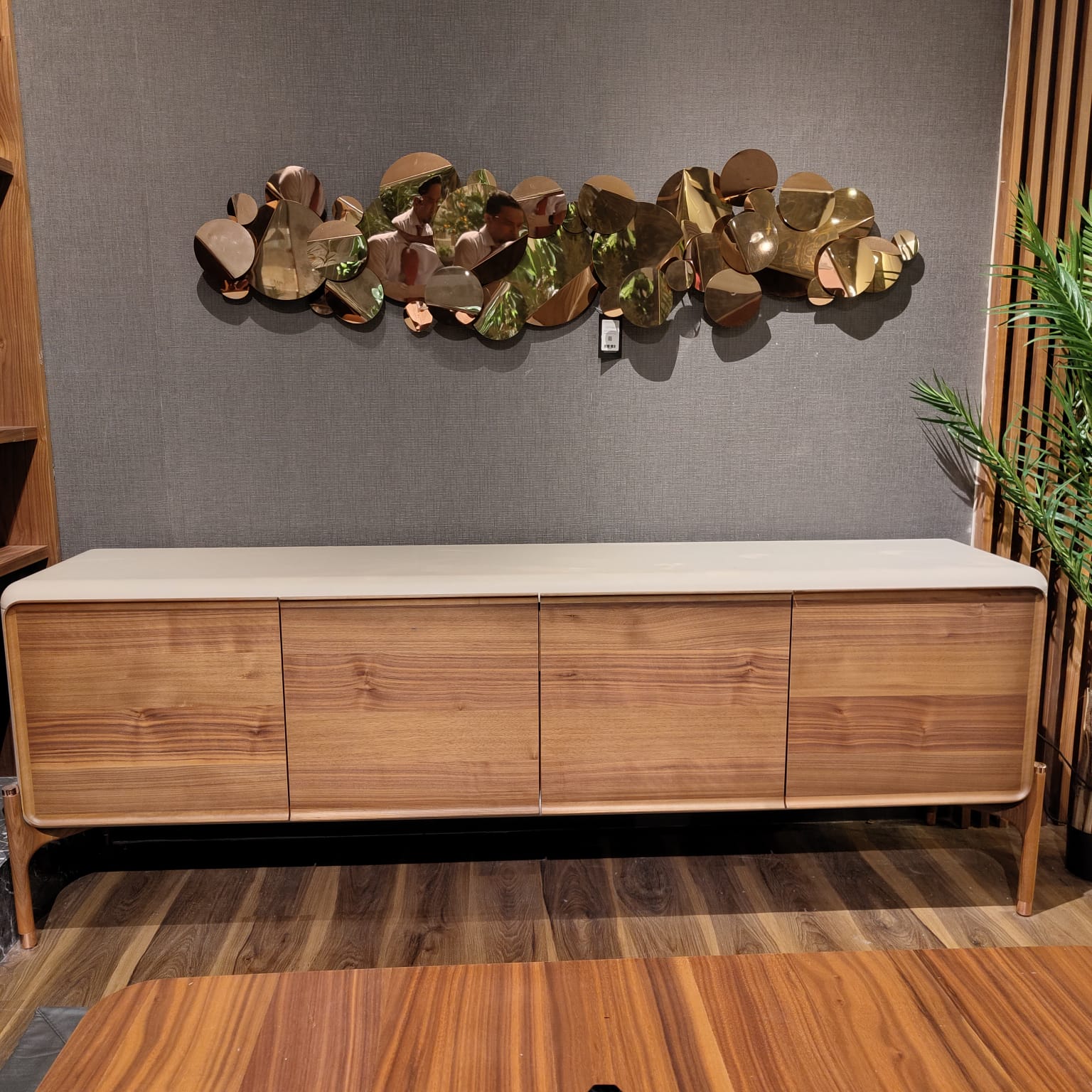 Display Item - Diamond Side-board Diamond0011YAS - DISPLAY ITEM - ebarza Furniture UAE | Shop Modern Furniture in Abu Dhabi & Dubai - مفروشات ايبازرا في الامارات | تسوق اثاث عصري وديكورات مميزة في دبي وابوظبي