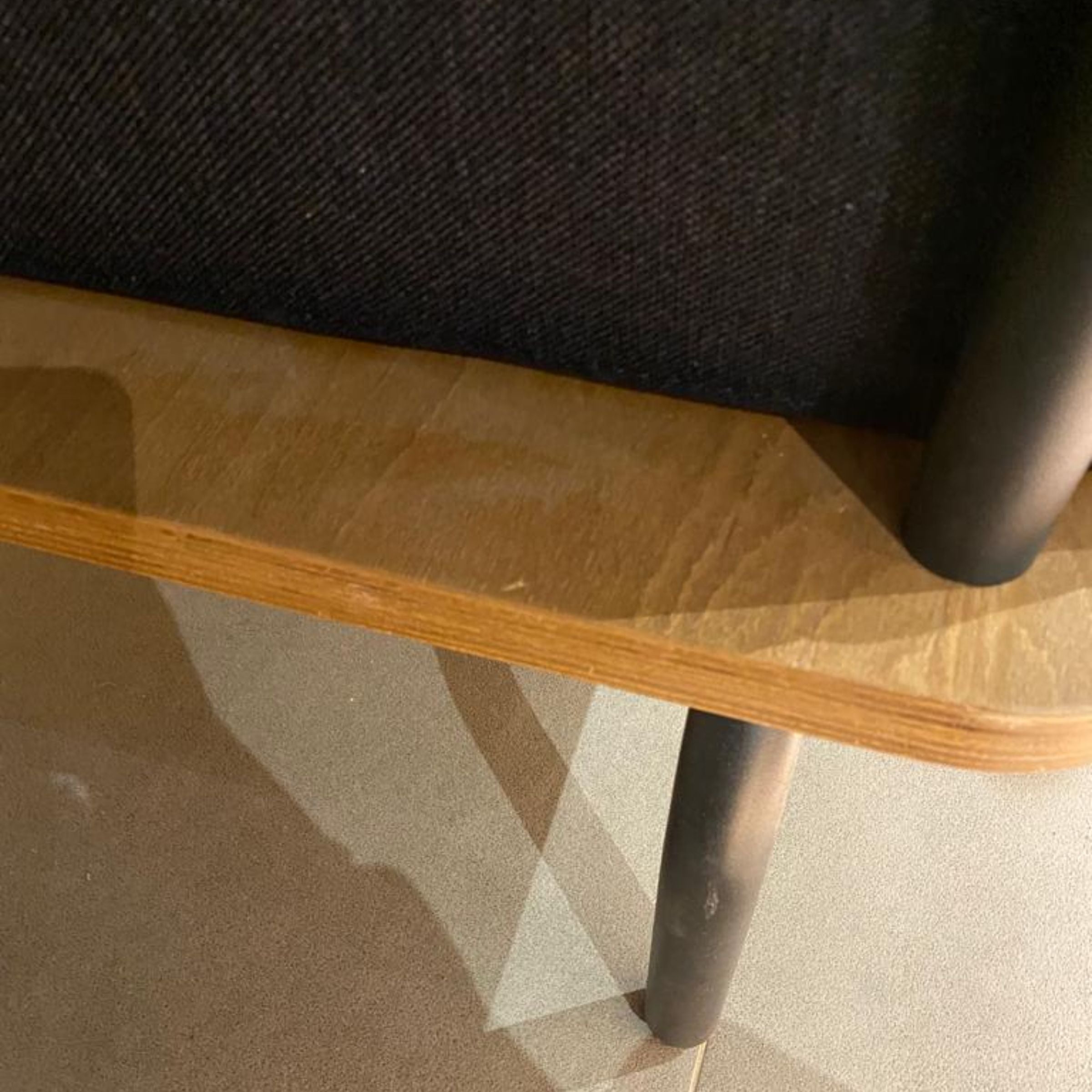 Display Item - Eagle Double Side Sofa Eagle - DISPLAY ITEM - ebarza Furniture UAE | Shop Modern Furniture in Abu Dhabi & Dubai - مفروشات ايبازرا في الامارات | تسوق اثاث عصري وديكورات مميزة في دبي وابوظبي