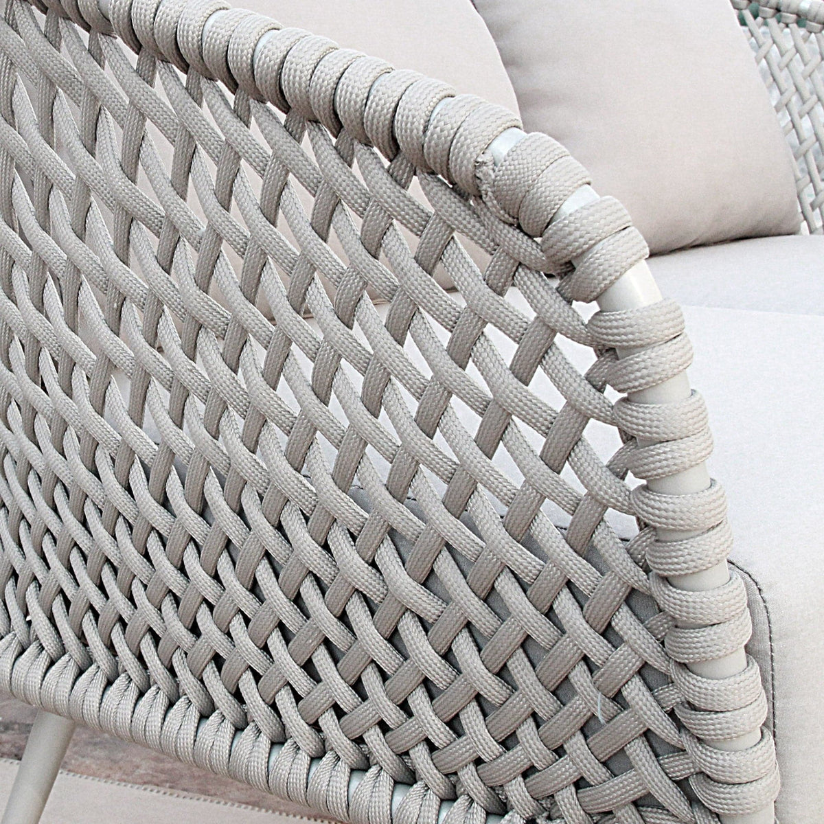 Display of the BEACON Evolve outdoor armchair with modern design, featuring a sturdy frame and comfortable cushioning.