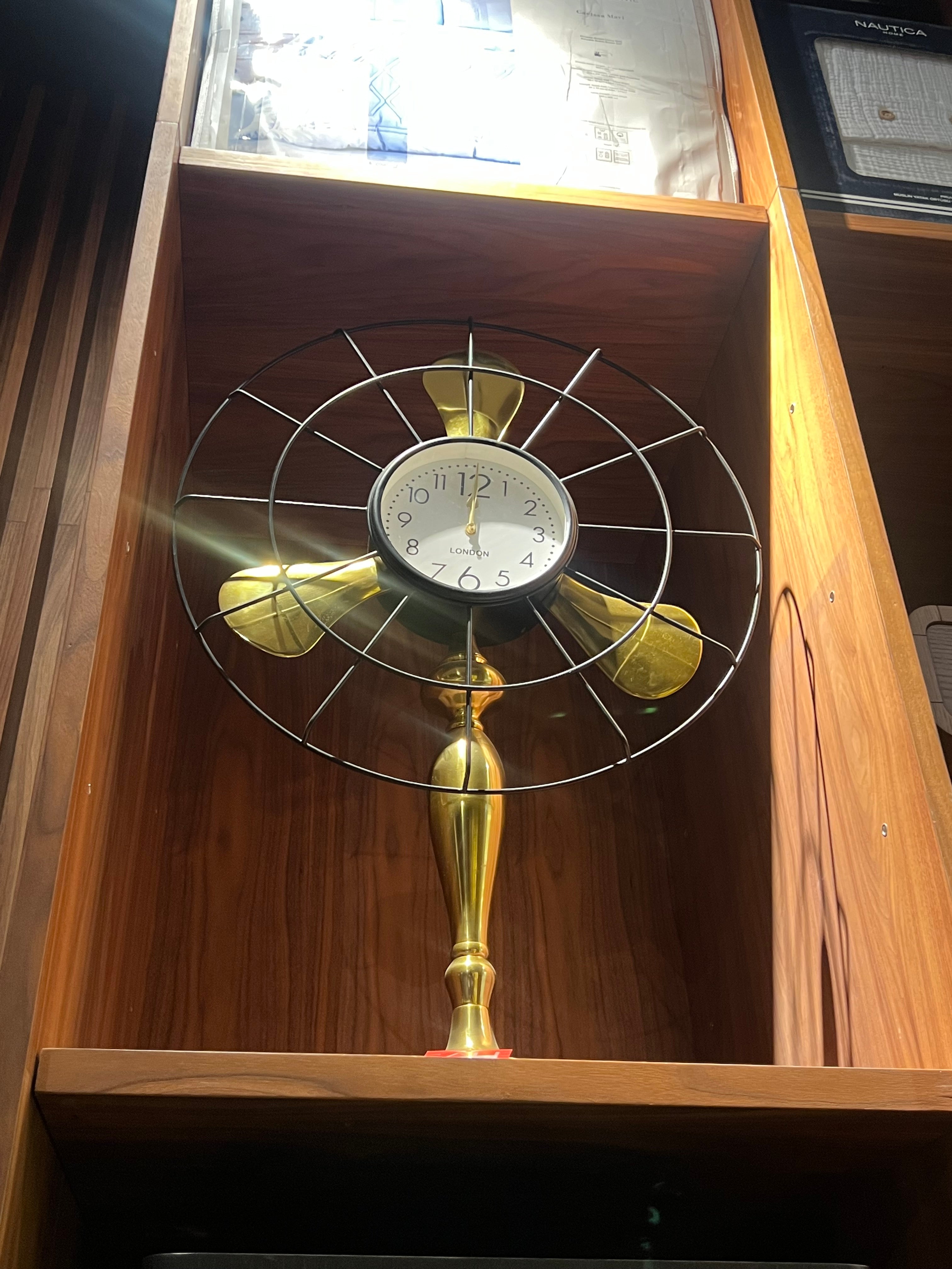 Display Item - Fan-Style Table Clock 14840-02 Nakheel - DISPLAY ITEM - ebarza Furniture UAE | Shop Modern Furniture in Abu Dhabi & Dubai - مفروشات ايبازرا في الامارات | تسوق اثاث عصري وديكورات مميزة في دبي وابوظبي
