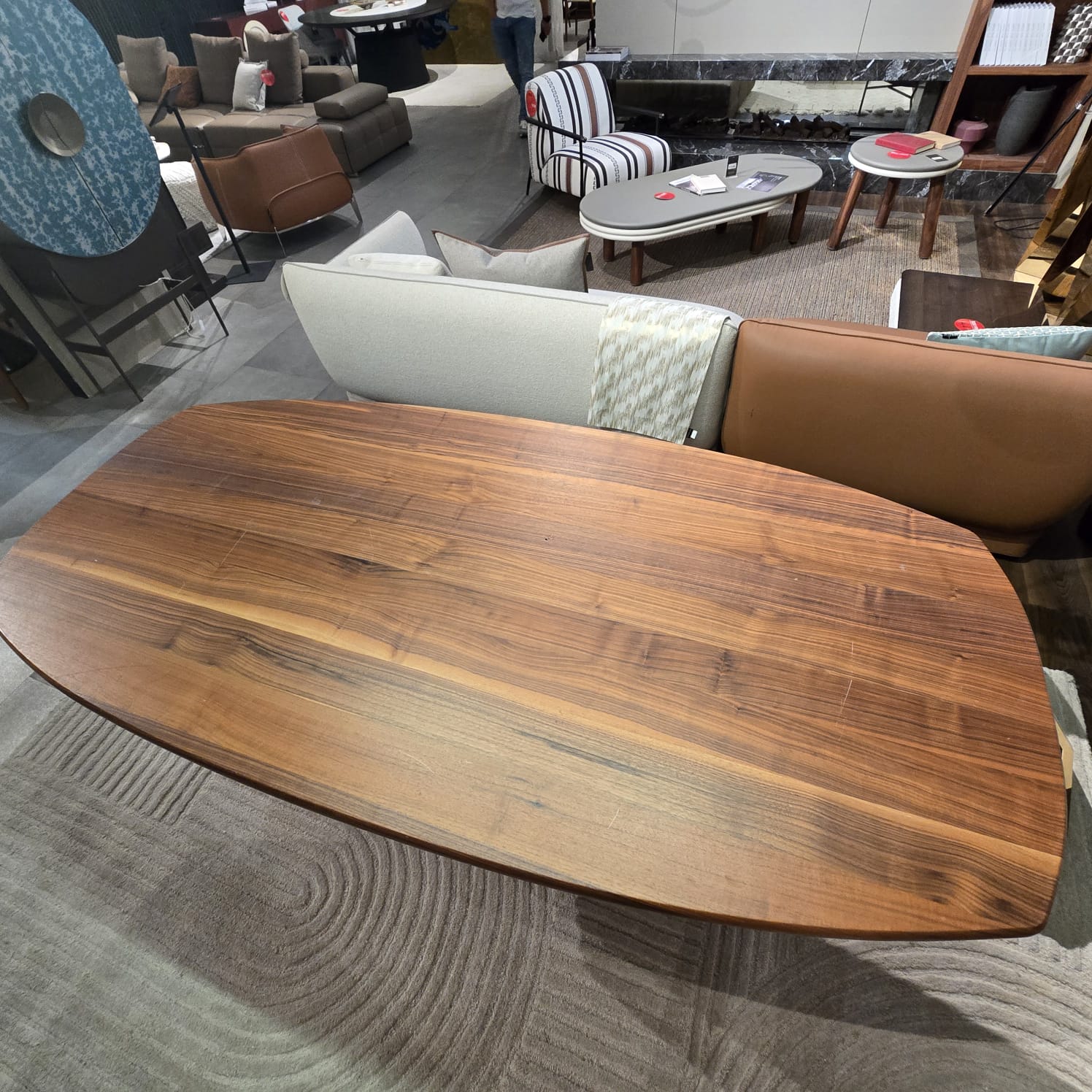 Display Item - Lucca Kristal Dining Table Krstl-Lucadt-YAS - DISPLAY ITEM - ebarza Furniture UAE | Shop Modern Furniture in Abu Dhabi & Dubai - مفروشات ايبازرا في الامارات | تسوق اثاث عصري وديكورات مميزة في دبي وابوظبي