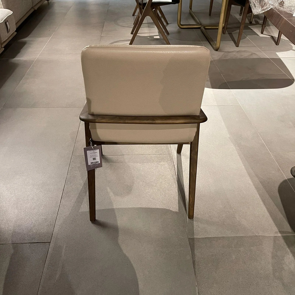 Display Item - Miranda Solid Ash Wood Chair Miranda-W-2618 - YAS - DISPLAY ITEM - ebarza Furniture UAE | Shop Modern Furniture in Abu Dhabi & Dubai - مفروشات ايبازرا في الامارات | تسوق اثاث عصري وديكورات مميزة في دبي وابوظبي
