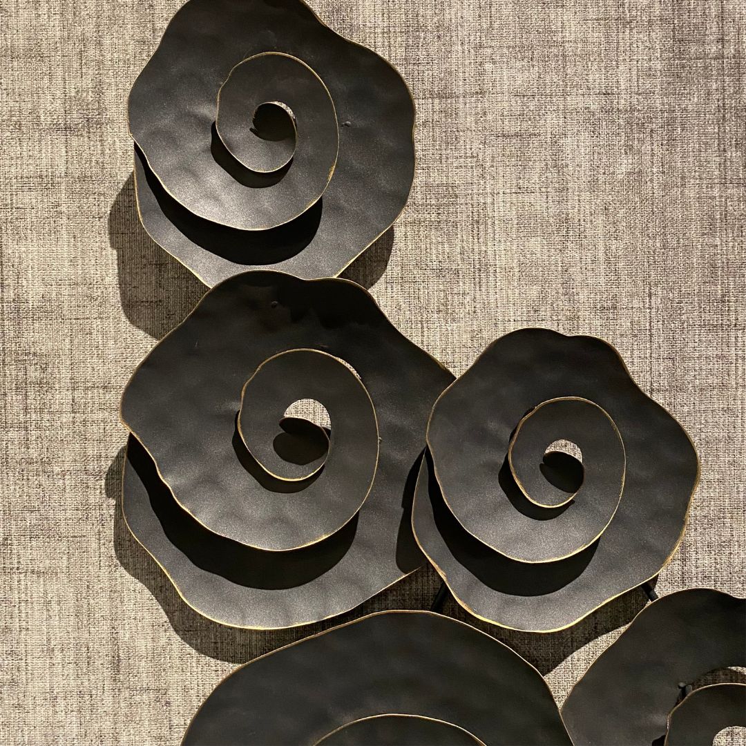 Display Item - Rose Wall Decor 111.76 Cm - Black 14751 Nakheel - DISPLAY ITEM - ebarza Furniture UAE | Shop Modern Furniture in Abu Dhabi & Dubai - مفروشات ايبازرا في الامارات | تسوق اثاث عصري وديكورات مميزة في دبي وابوظبي