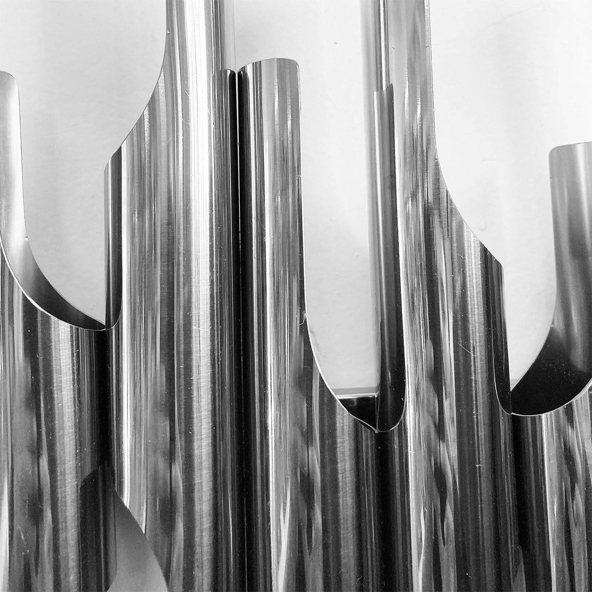 Display Item - Silver Tubes Handcrafted Stainless Steel Artwork Bg2020012 Nakheel - DISPLAY ITEM - ebarza Furniture UAE | Shop Modern Furniture in Abu Dhabi & Dubai - مفروشات ايبازرا في الامارات | تسوق اثاث عصري وديكورات مميزة في دبي وابوظبي