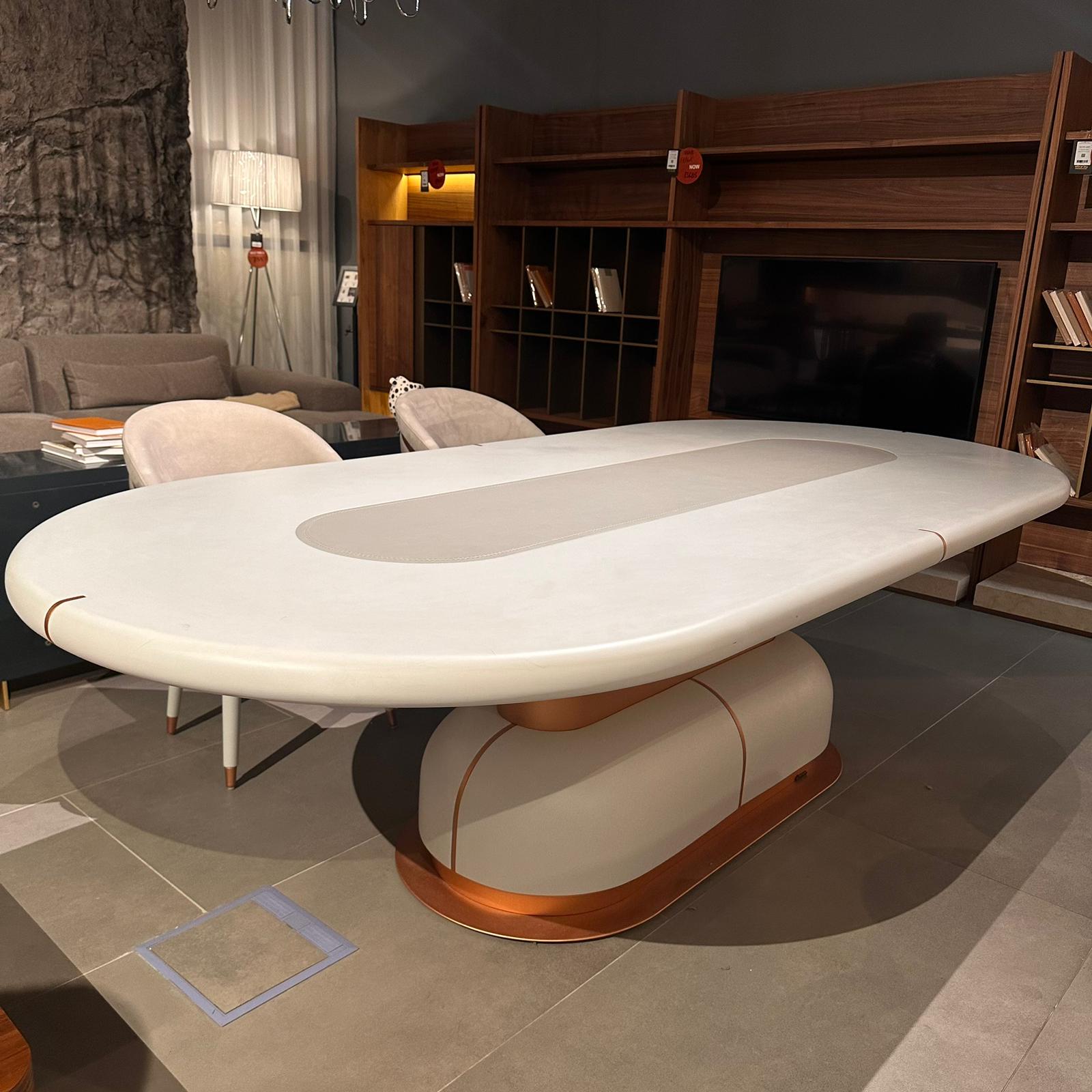 Display Item - Tulip Dining Table 260*120 CM MASTLP001-YAS - DISPLAY ITEM - ebarza Furniture UAE | Shop Modern Furniture in Abu Dhabi & Dubai - مفروشات ايبازرا في الامارات | تسوق اثاث عصري وديكورات مميزة في دبي وابوظبي