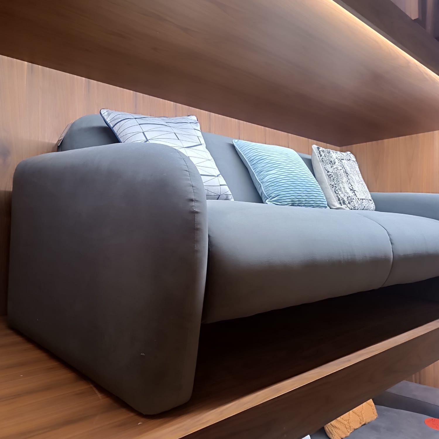 Gray WD 3-seater modern sofa by SAGEBROOK HOME, display item showing plush fabric and contemporary design.