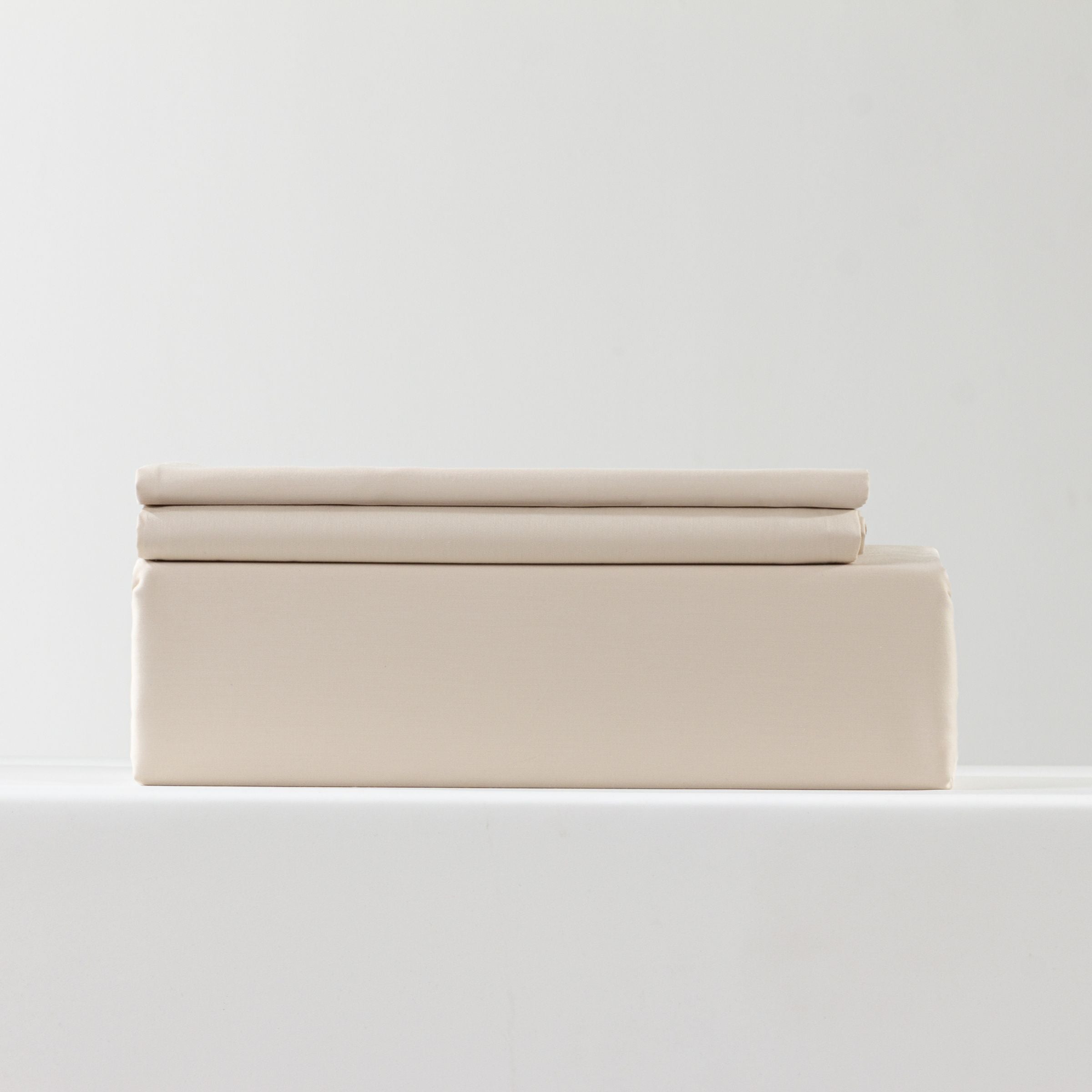 ebarza Beige Bedding Set 245x260/220x240/60x88cm EBBS-004-BEIGE - Bedding - ebarza Furniture UAE | Shop Modern Furniture in Abu Dhabi & Dubai - مفروشات ايبازرا في الامارات | تسوق اثاث عصري وديكورات مميزة في دبي وابوظبي