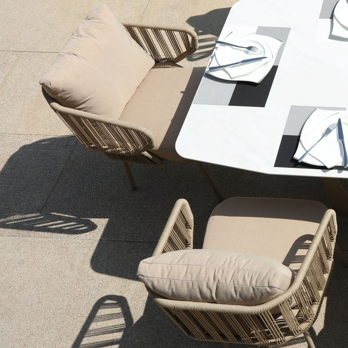 Embrace Outdoor Dining Chair MYX-DC1040 - Outdoor Chairs - ebarza Furniture UAE | Shop Modern Furniture in Abu Dhabi & Dubai - مفروشات ايبازرا في الامارات | تسوق اثاث عصري وديكورات مميزة في دبي وابوظبي
