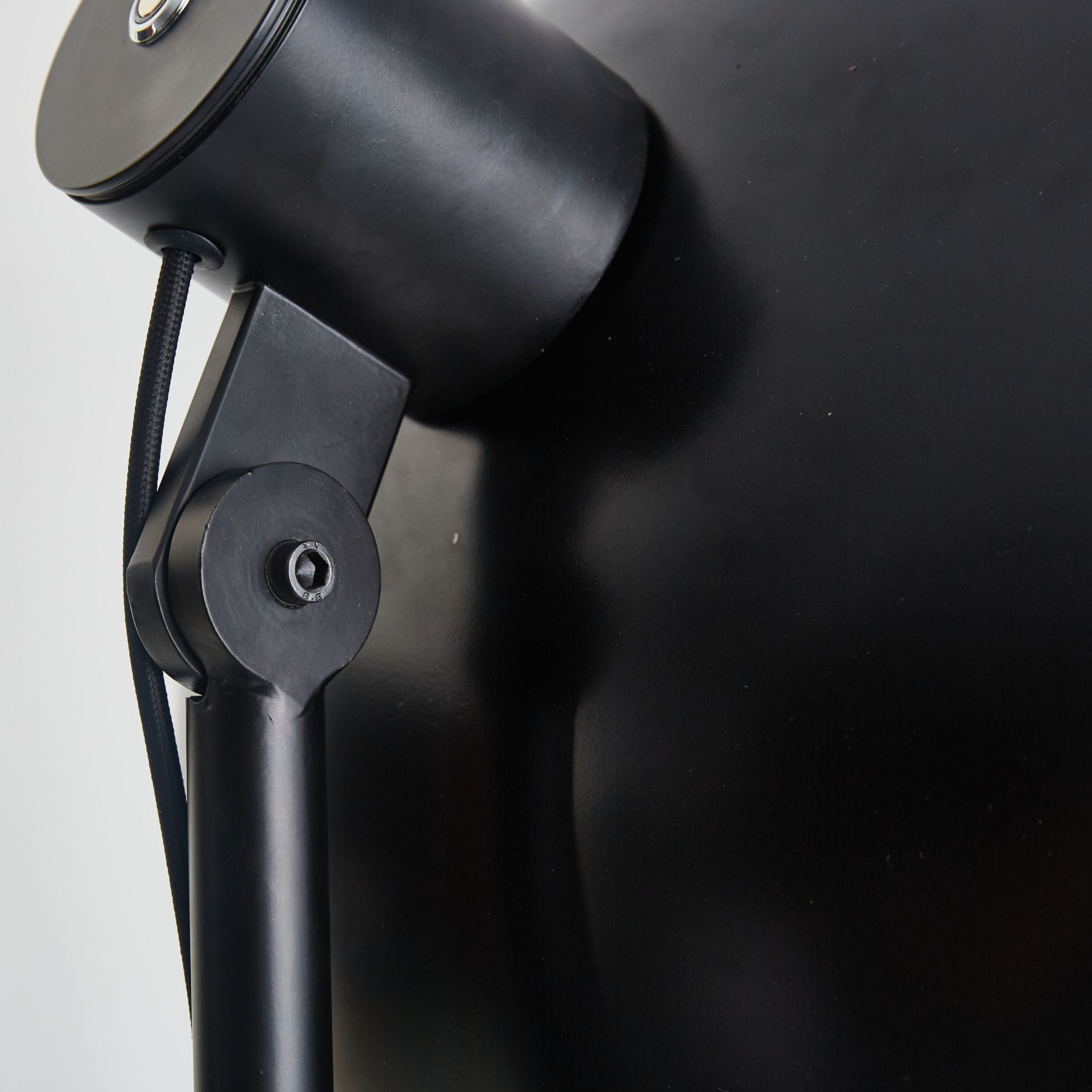 Fame Wooden Floor Lamp CY-LTD-1007 - Floor Lamps - ebarza Furniture UAE | Shop Modern Furniture in Abu Dhabi & Dubai - مفروشات ايبازرا في الامارات | تسوق اثاث عصري وديكورات مميزة في دبي وابوظبي