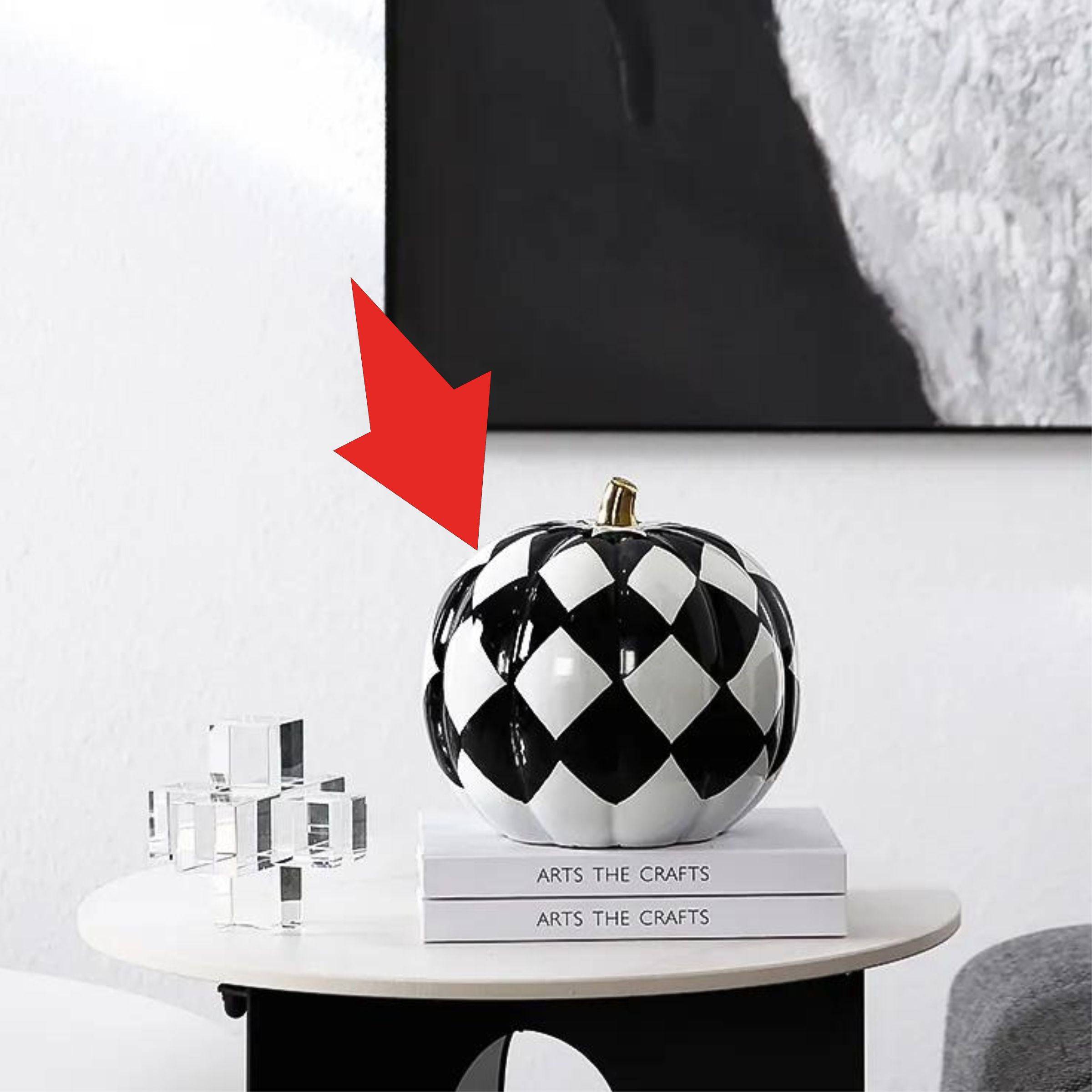 Grid Pumpkin Decoration-A Fa-D1988A - Home Decor Figurines - ebarza Furniture UAE | Shop Modern Furniture in Abu Dhabi & Dubai - مفروشات ايبازرا في الامارات | تسوق اثاث عصري وديكورات مميزة في دبي وابوظبي