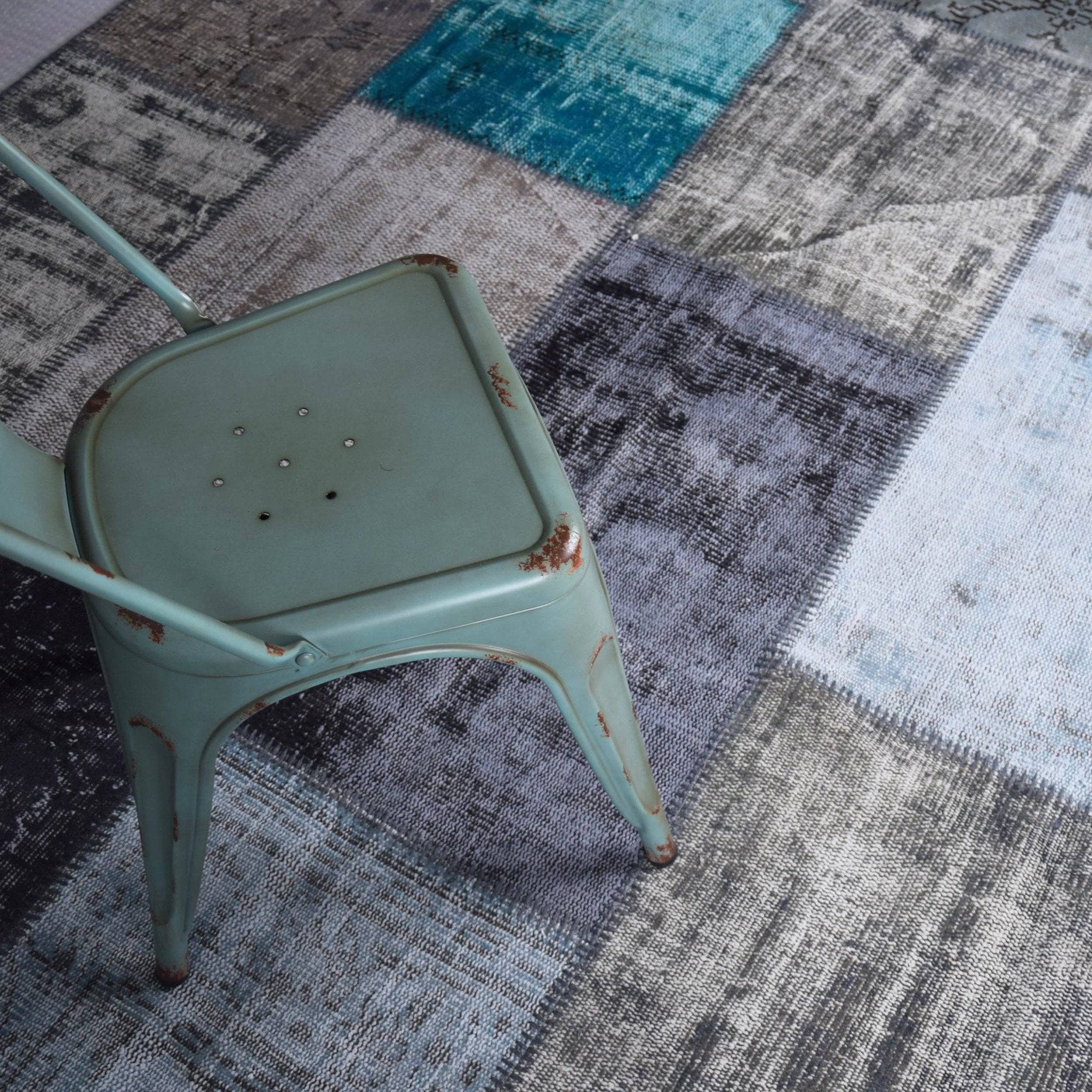 Hali Handmade Patchwork Over Dyed Rug 250X250 Pw075 G+T - Rugs - ebarza Furniture UAE | Shop Modern Furniture in Abu Dhabi & Dubai - مفروشات ايبازرا في الامارات | تسوق اثاث عصري وديكورات مميزة في دبي وابوظبي