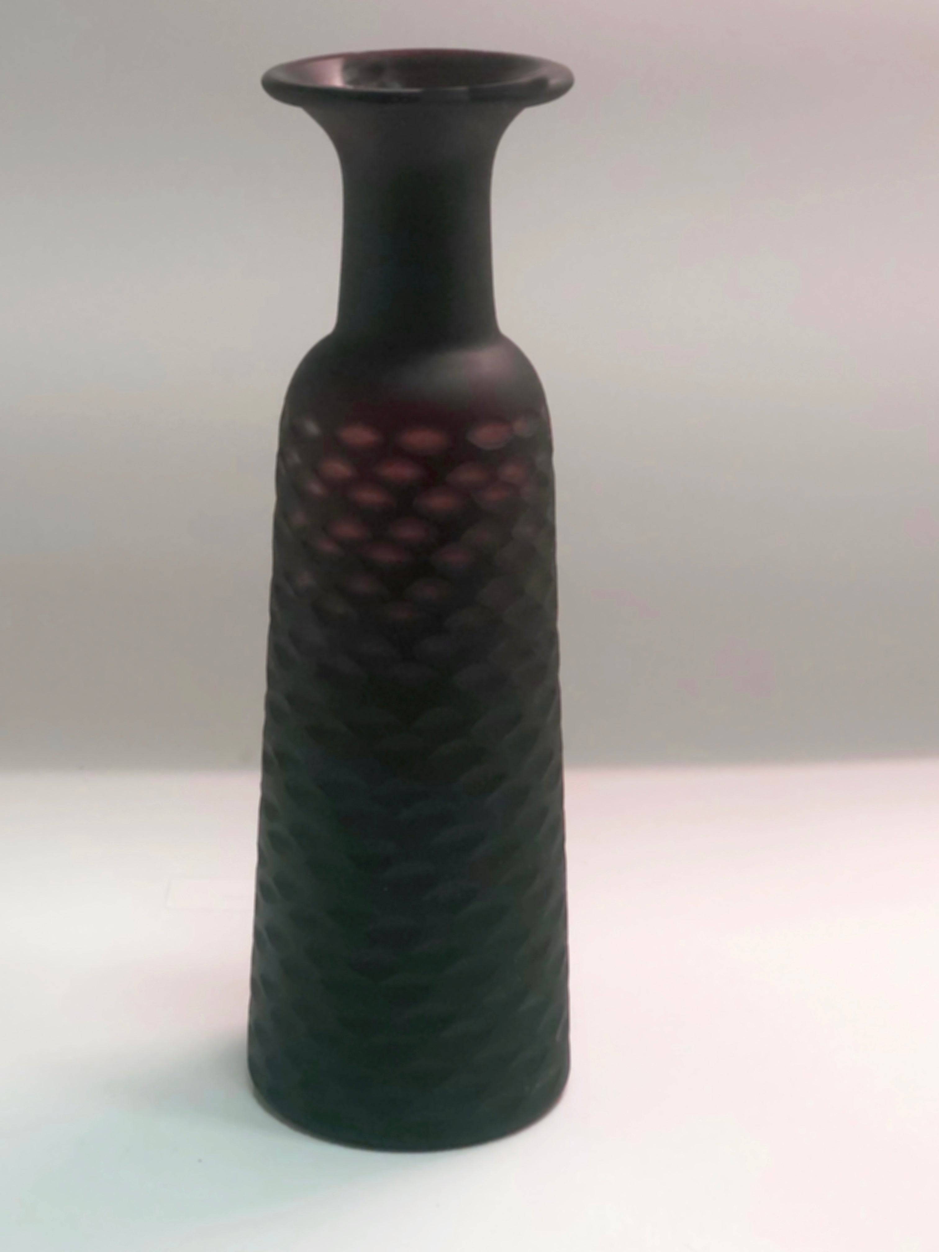 Handmade Balloton Glass Vase 15197-465-Choco - Vases - ebarza Furniture UAE | Shop Modern Furniture in Abu Dhabi & Dubai - مفروشات ايبازرا في الامارات | تسوق اثاث عصري وديكورات مميزة في دبي وابوظبي