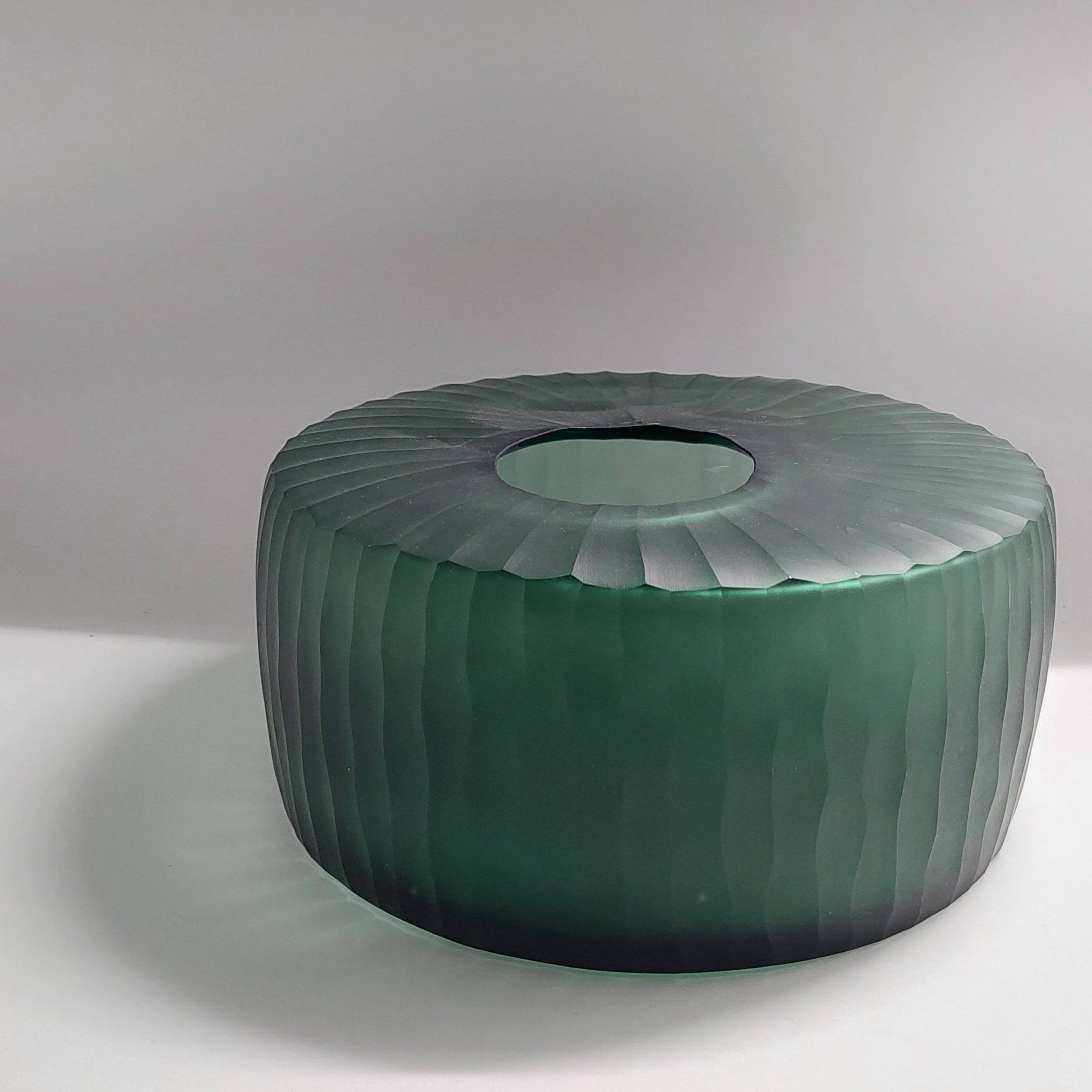 Handmade Balloton Glass Vase 15209-105-Green - Vases - ebarza Furniture UAE | Shop Modern Furniture in Abu Dhabi & Dubai - مفروشات ايبازرا في الامارات | تسوق اثاث عصري وديكورات مميزة في دبي وابوظبي