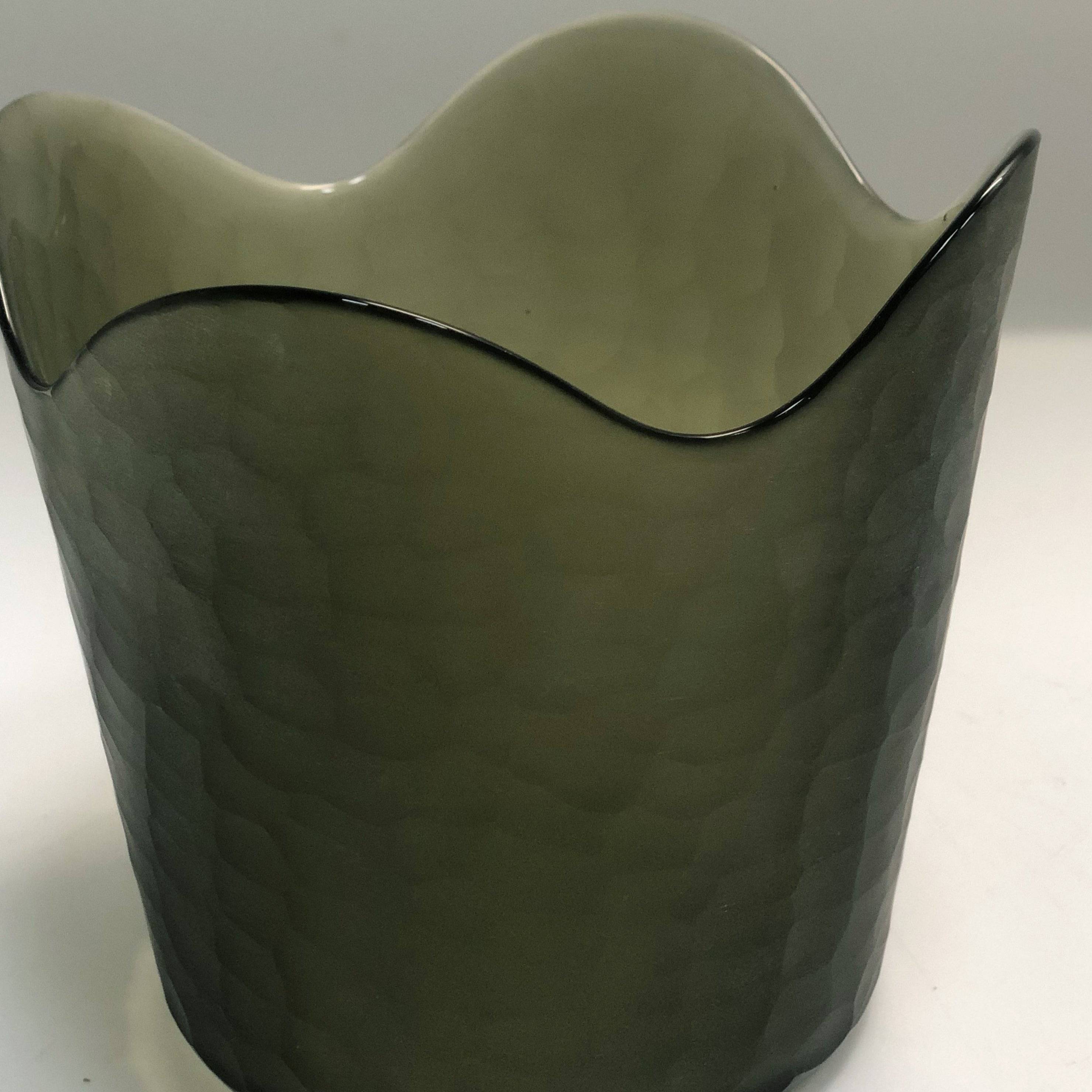 Handmade Balloton Glass Vase A0234-135-Gray - Vases - ebarza Furniture UAE | Shop Modern Furniture in Abu Dhabi & Dubai - مفروشات ايبازرا في الامارات | تسوق اثاث عصري وديكورات مميزة في دبي وابوظبي