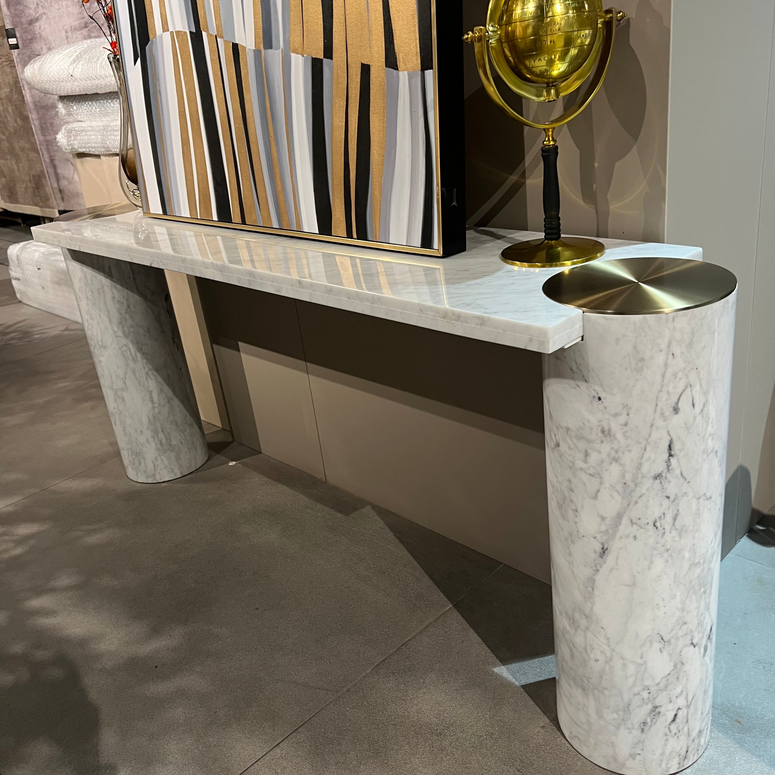 Display Item - Natural Marble Console 165cm Table Dz463Dt-C Nakheel - DISPLAY ITEM - ebarza Furniture UAE | Shop Modern Furniture in Abu Dhabi & Dubai - مفروشات ايبازرا في الامارات | تسوق اثاث عصري وديكورات مميزة في دبي وابوظبي
